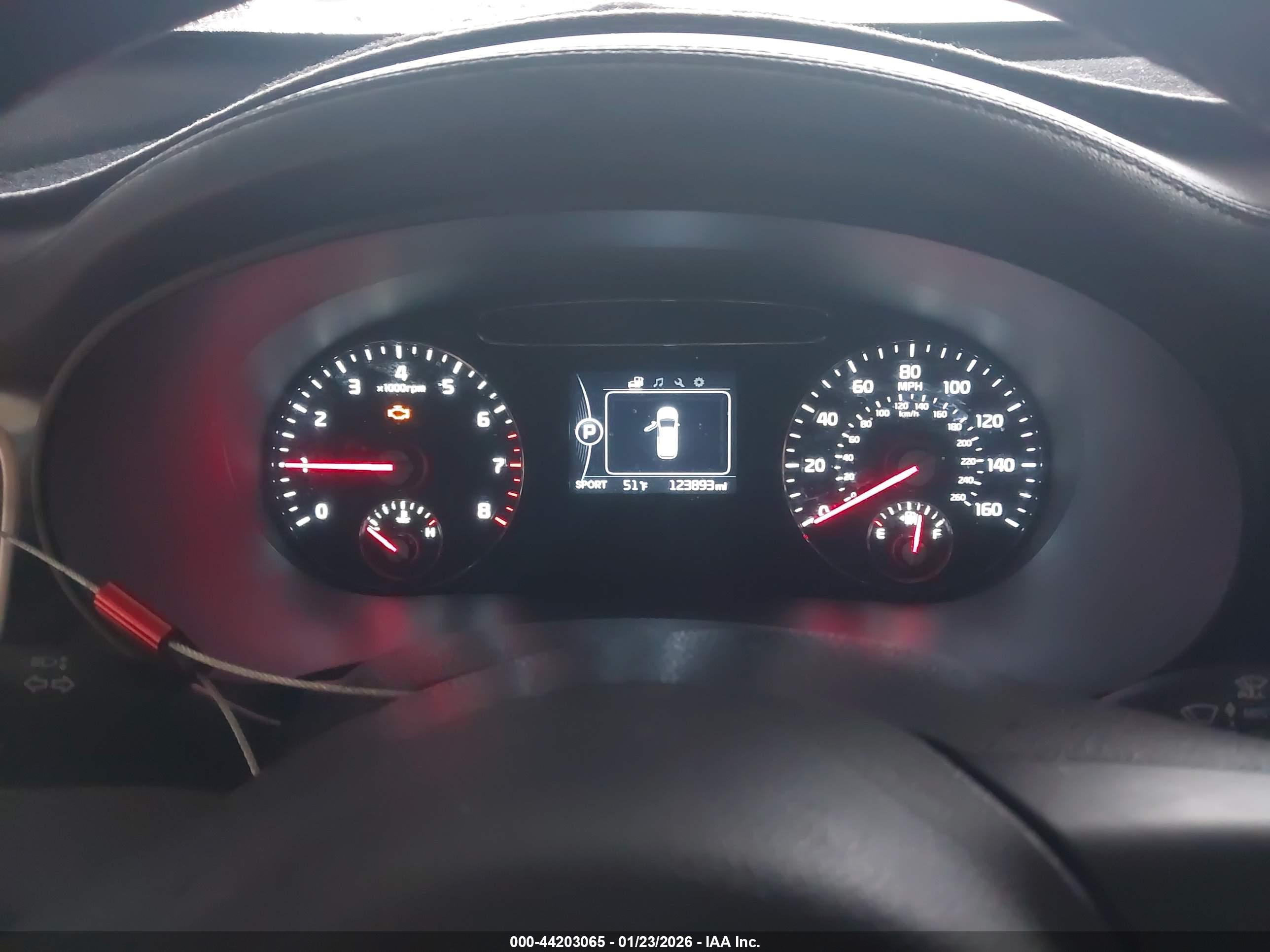 KIA SORENTO image 7