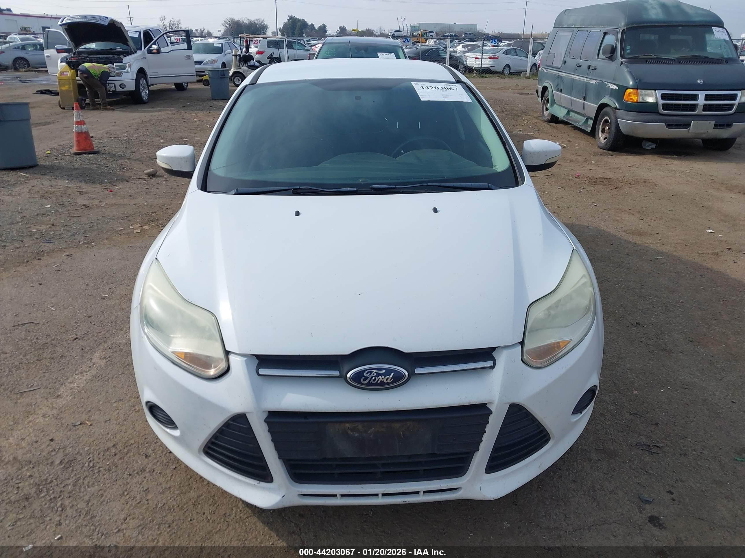FORD FOCUS image 6