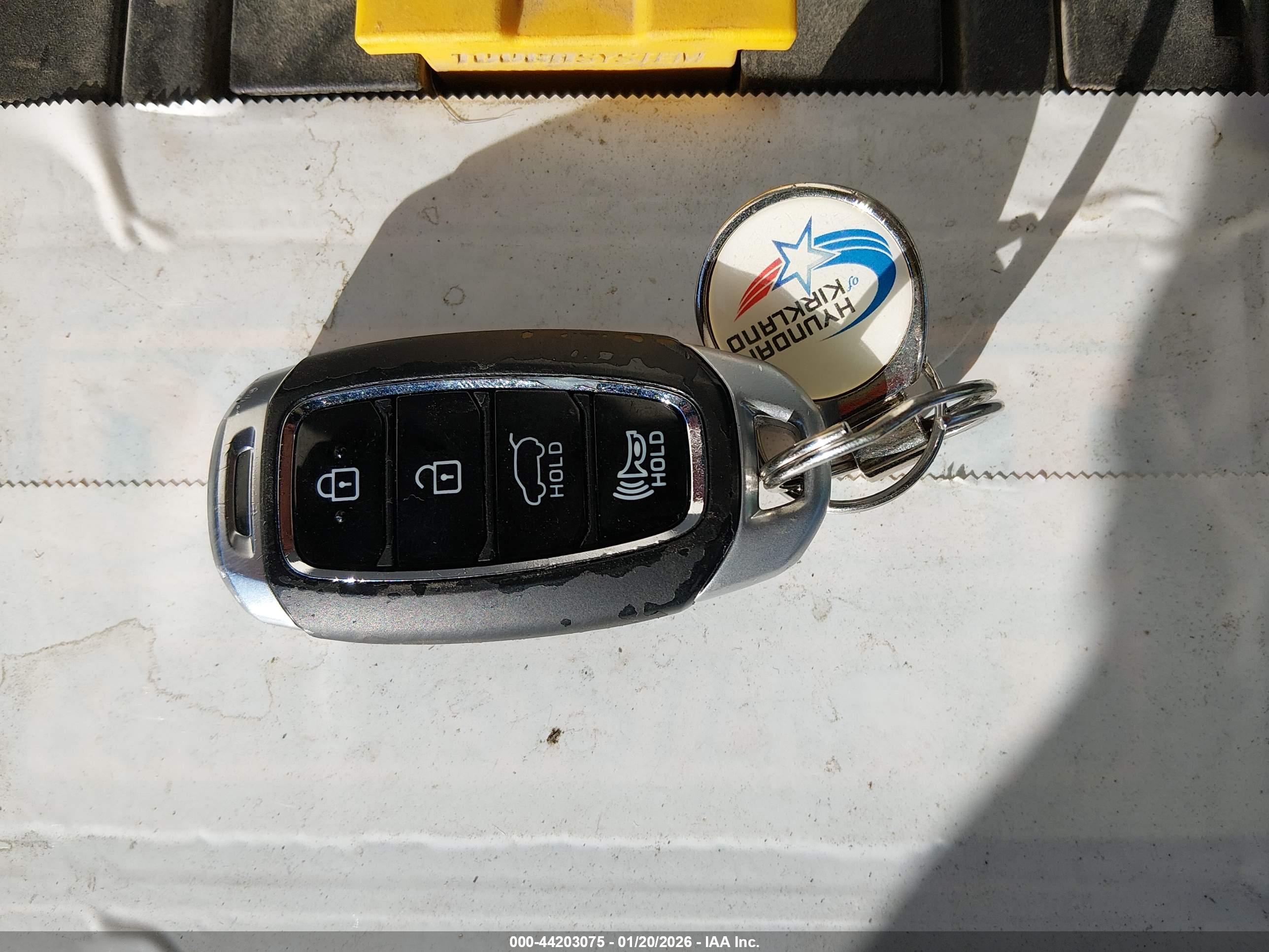 HYUNDAI KONA image 11