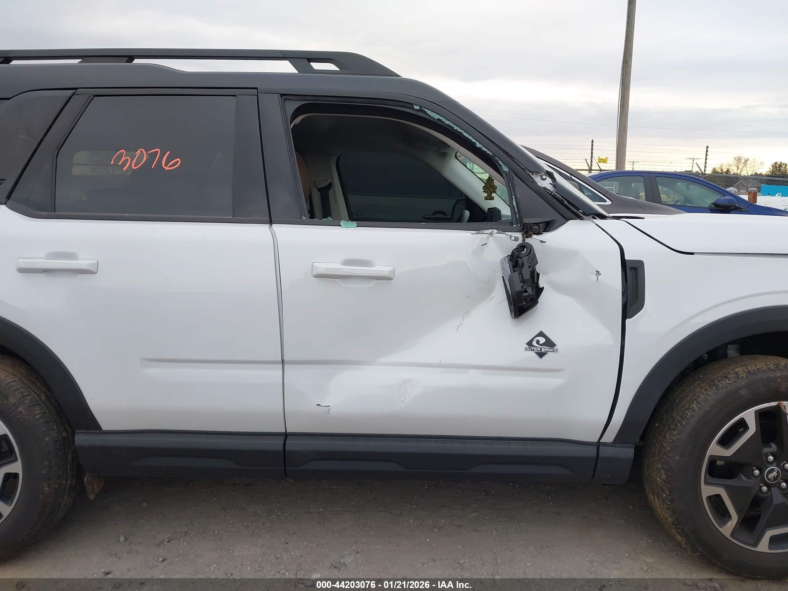 FORD BRONCO image 6