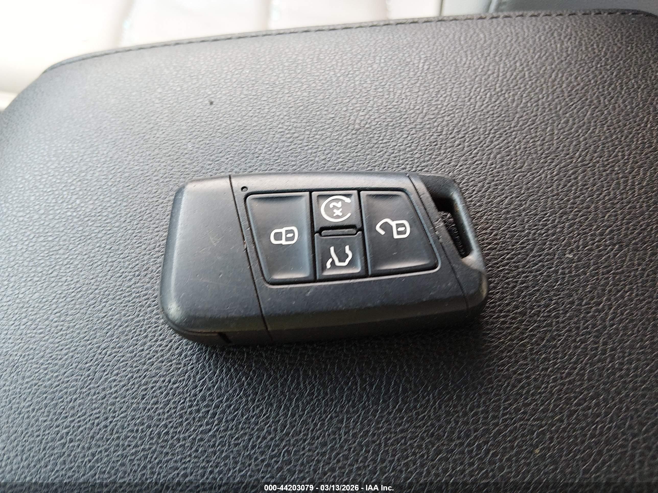 VOLKSWAGEN TIGUAN image 11