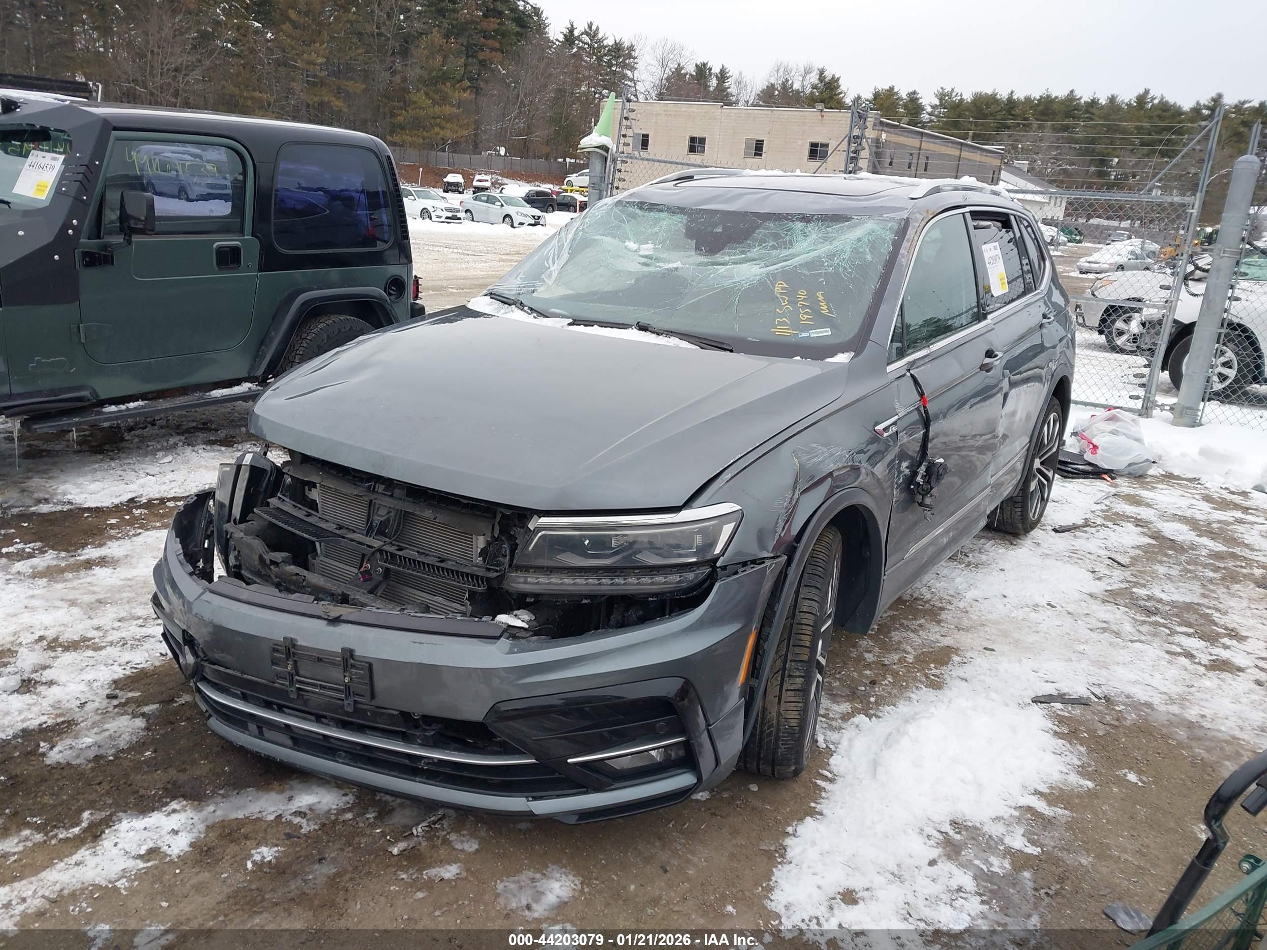 VOLKSWAGEN TIGUAN image 2