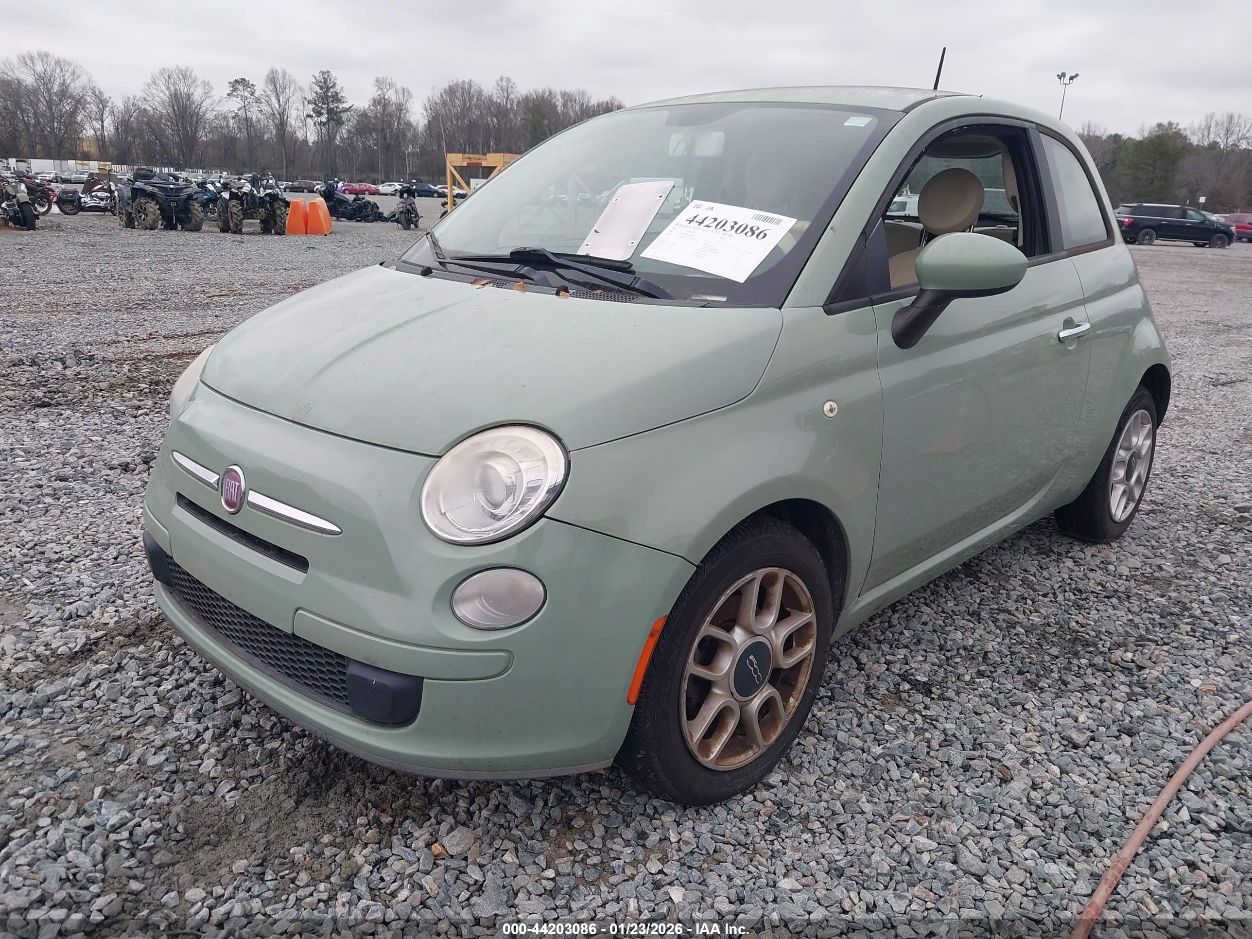 FIAT 500 image 2