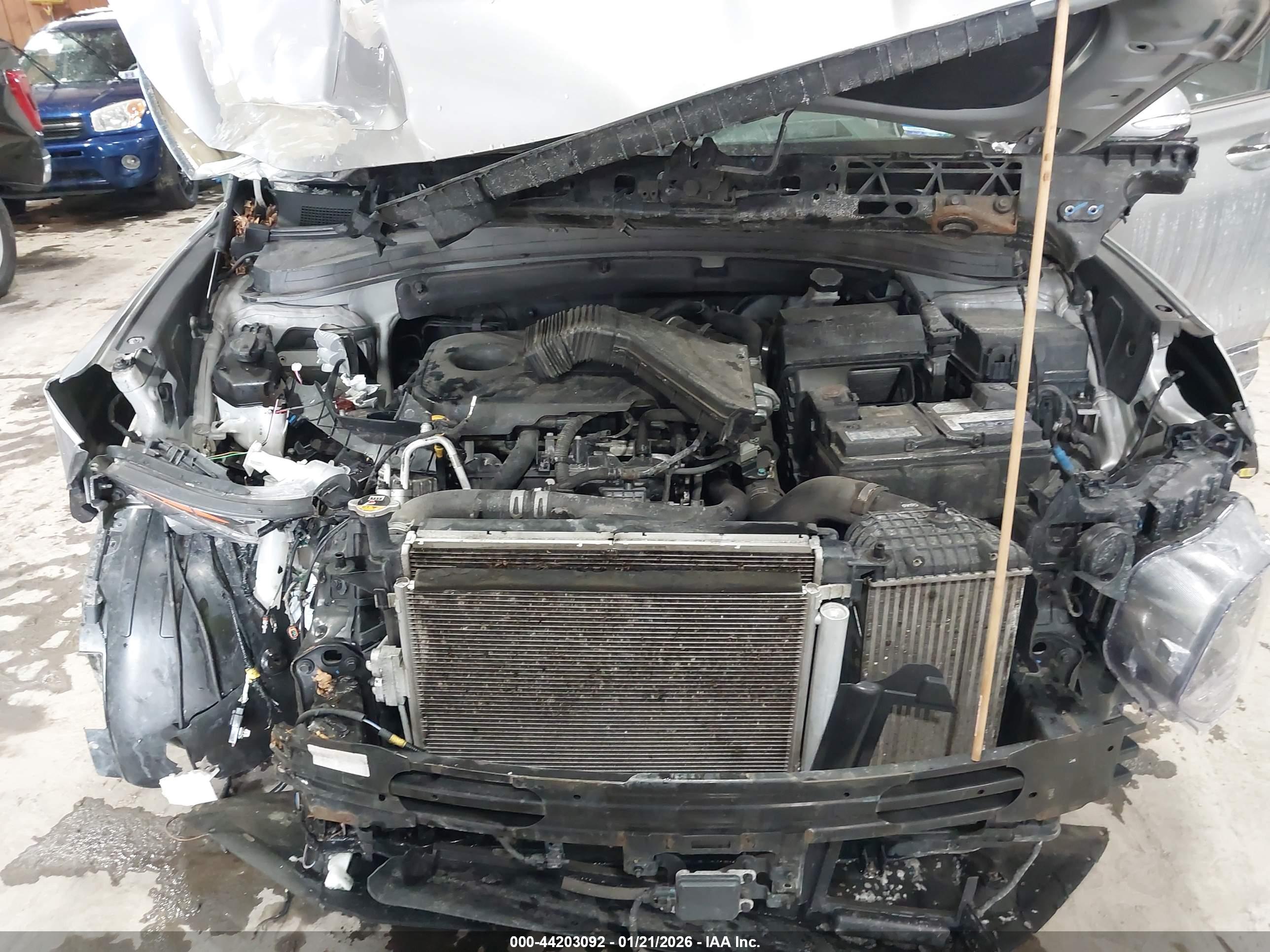 HYUNDAI SANTA image 10