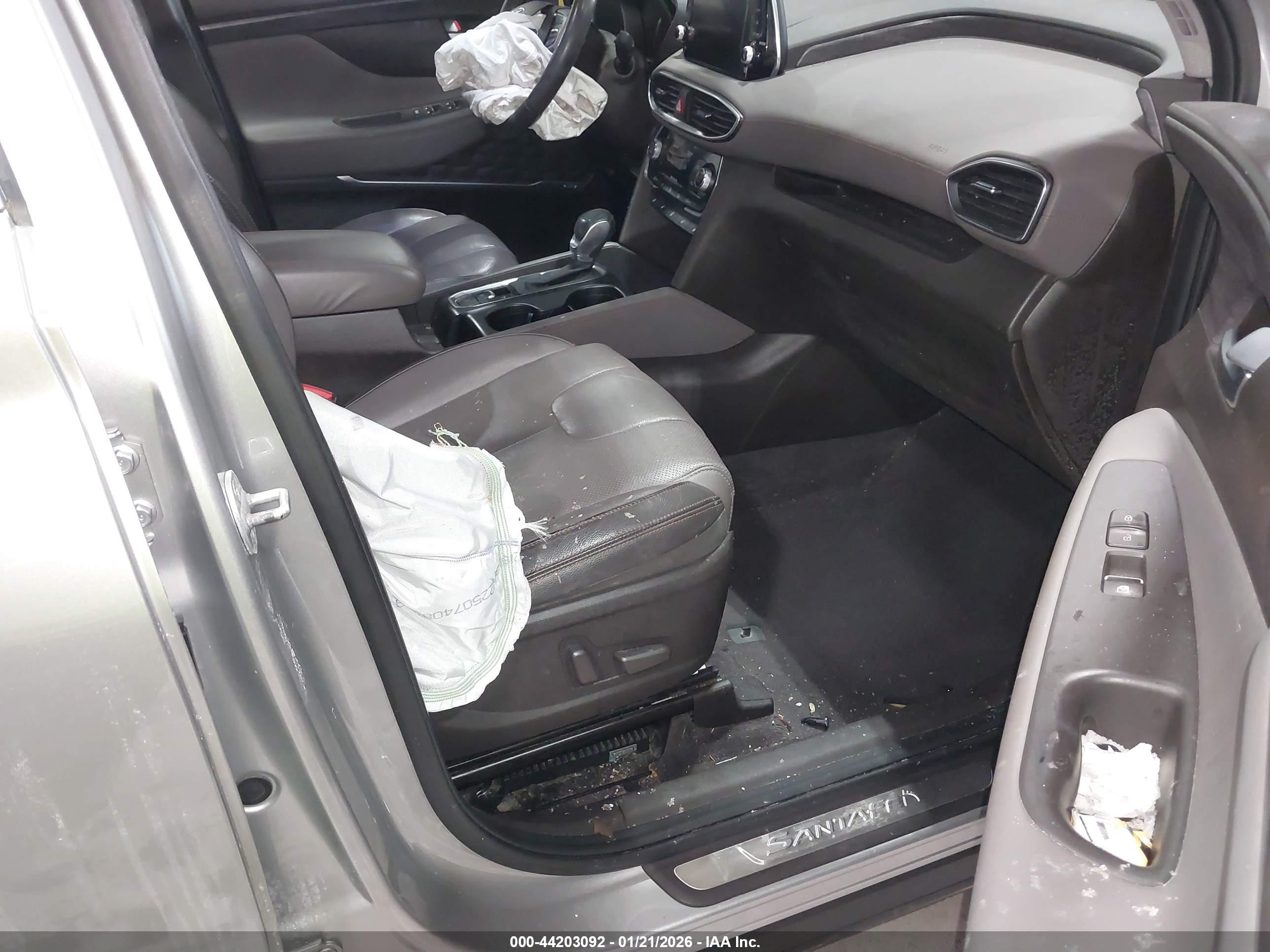 HYUNDAI SANTA image 5