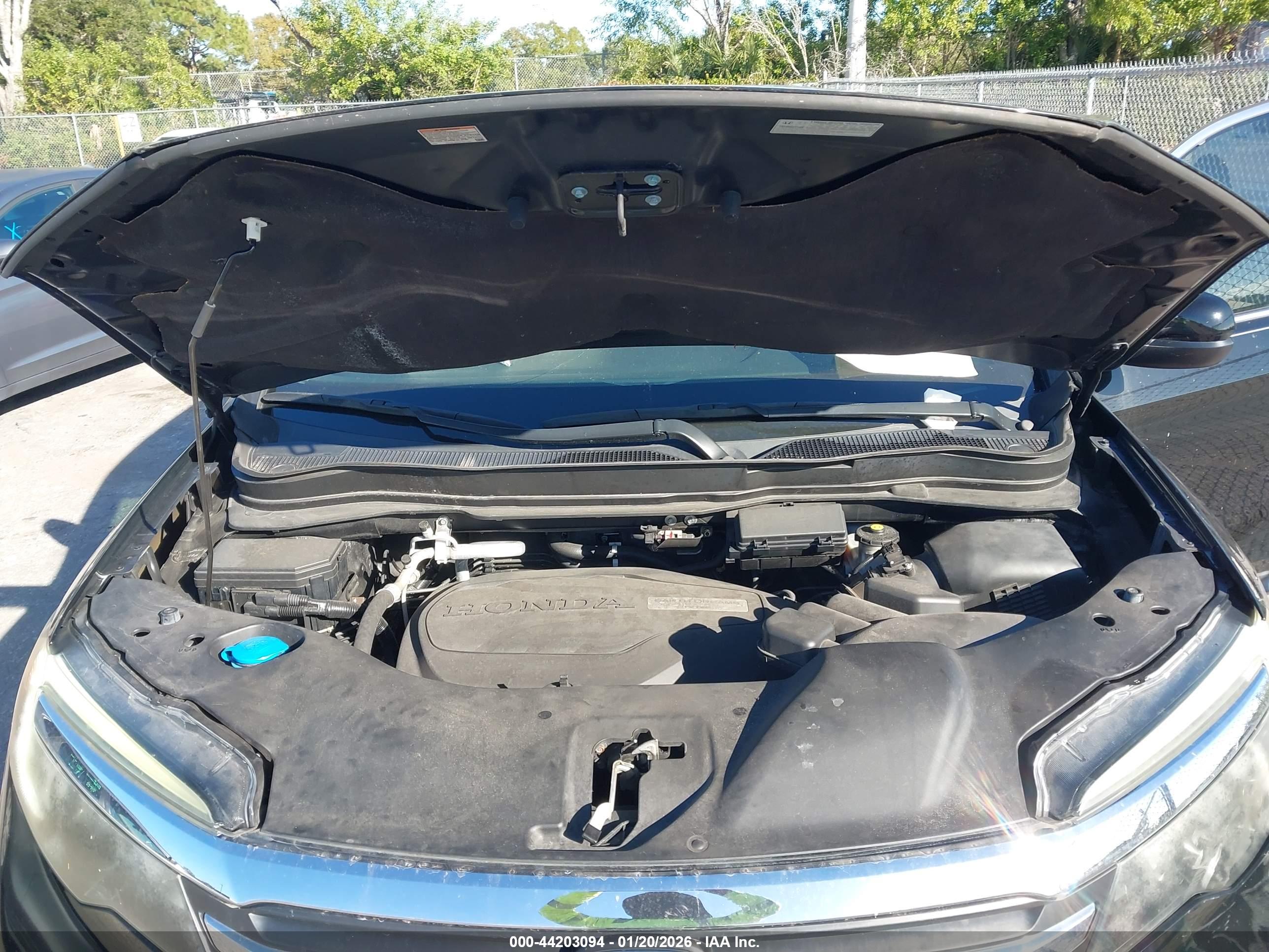 HONDA PILOT image 10