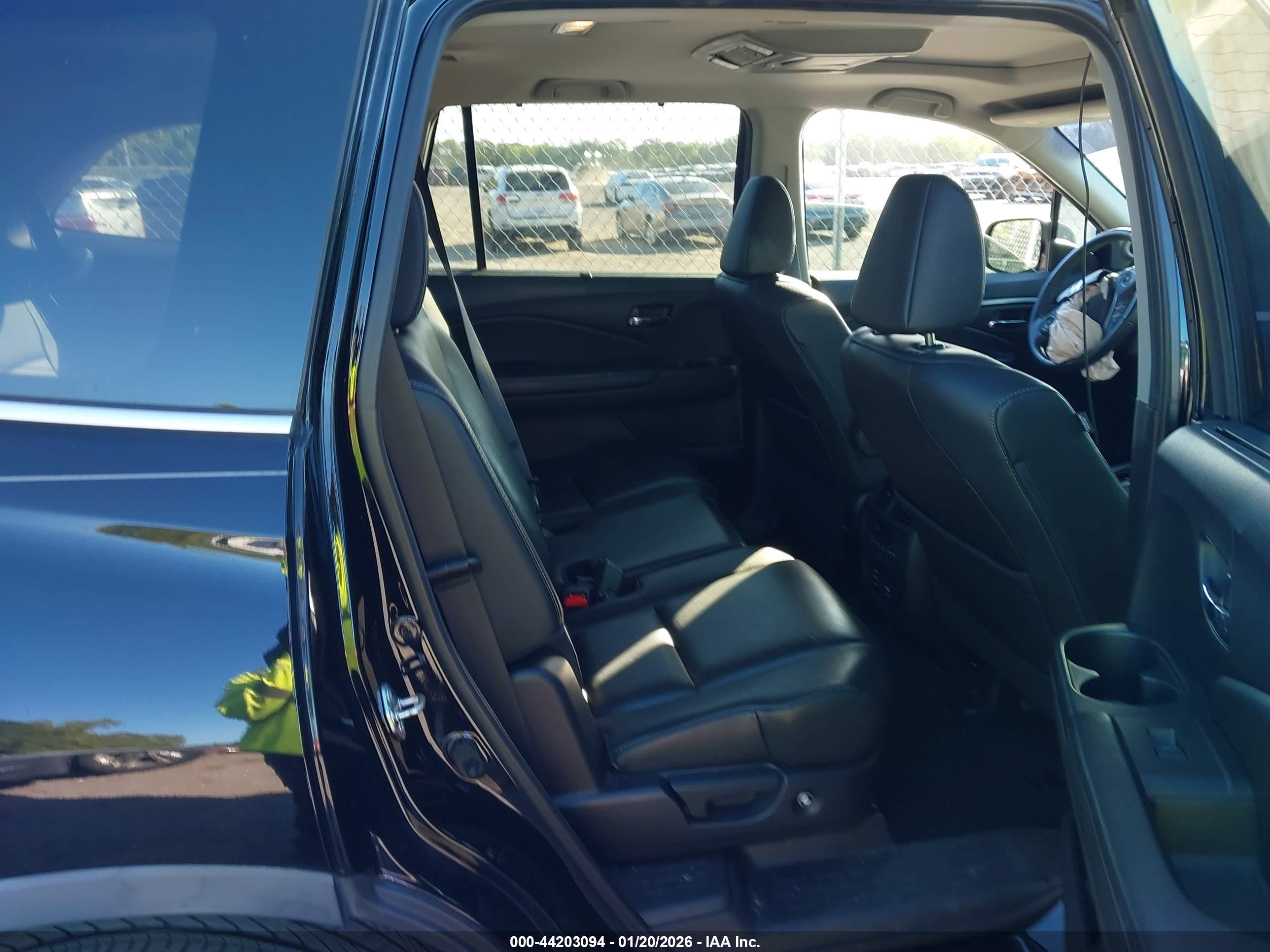 HONDA PILOT image 8