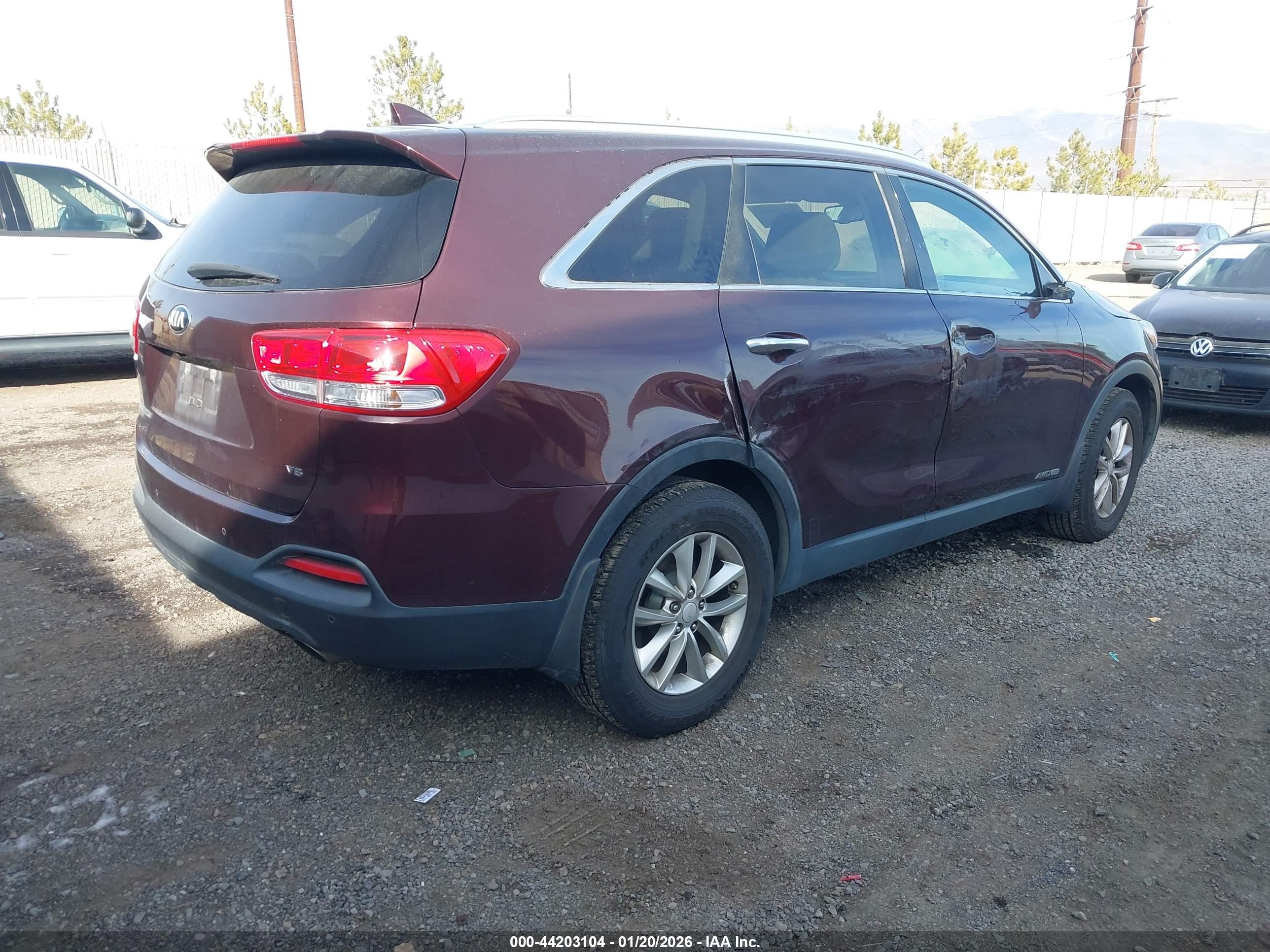 KIA SORENTO image 4