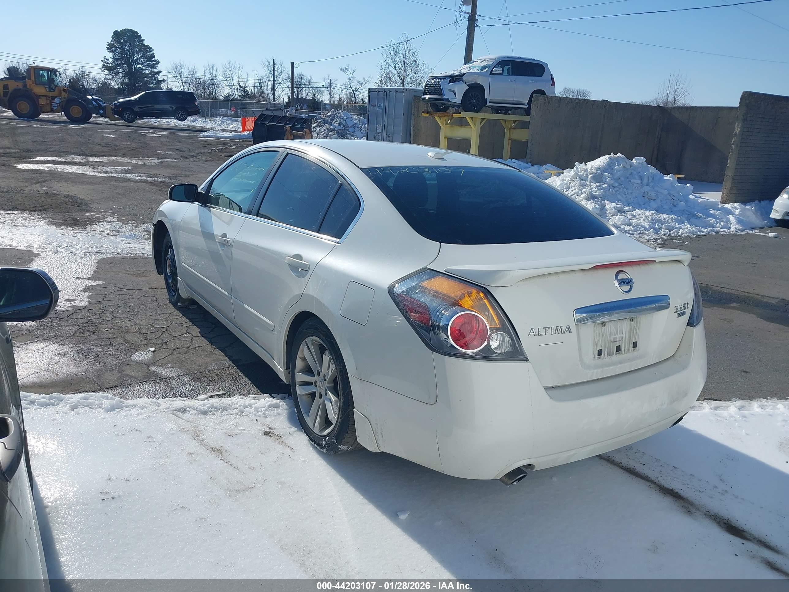 NISSAN ALTIMA image 3