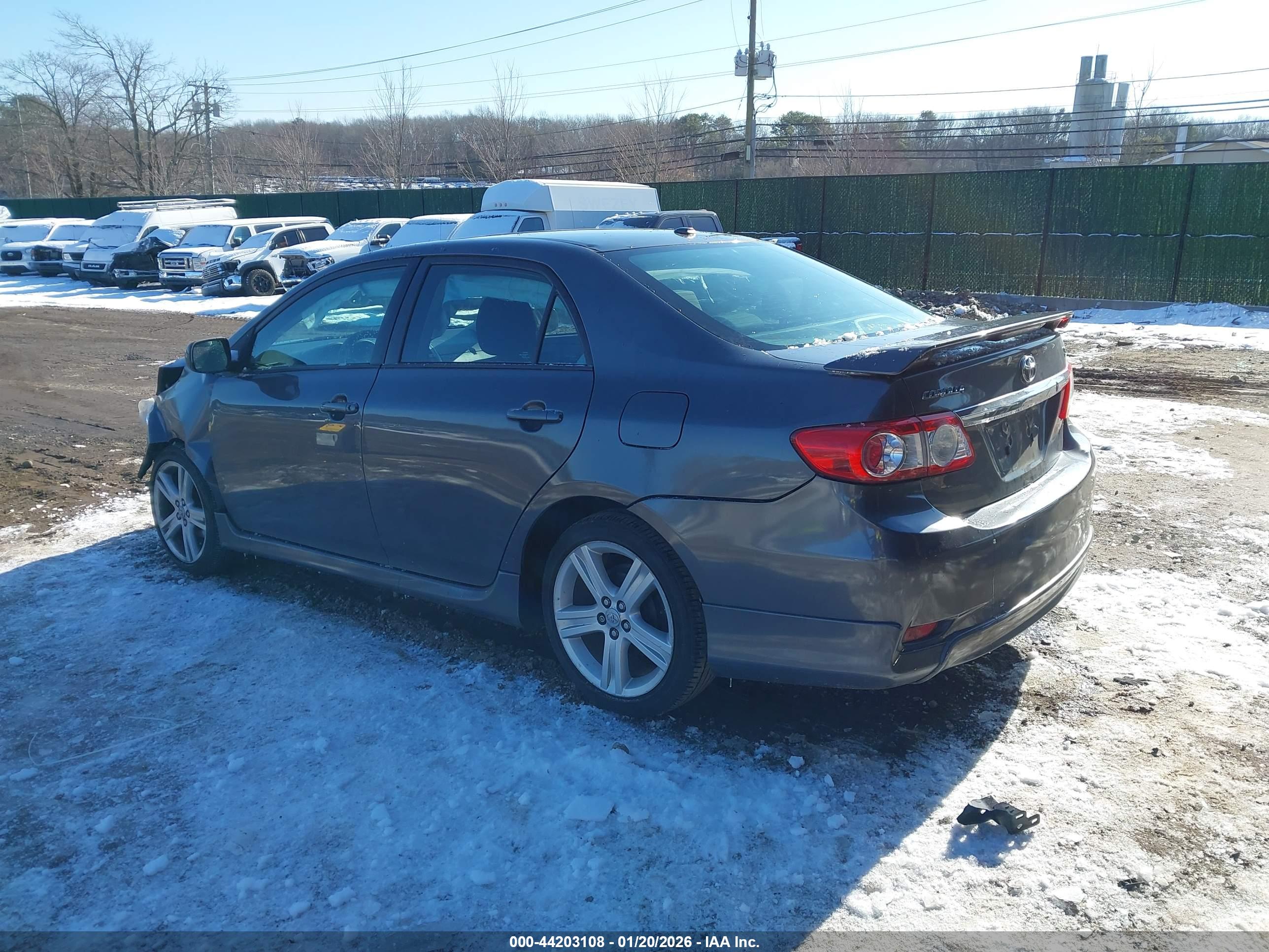 TOYOTA COROLLA image 3