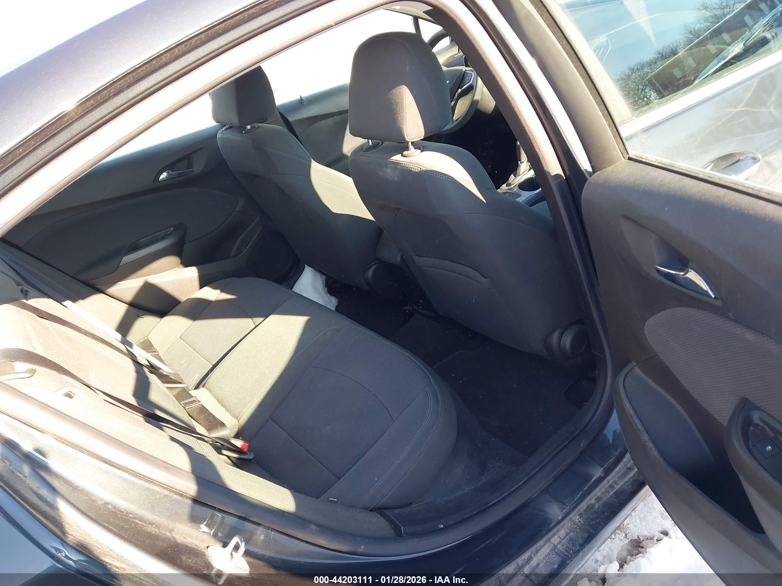 CHEVROLET CRUZE image 8