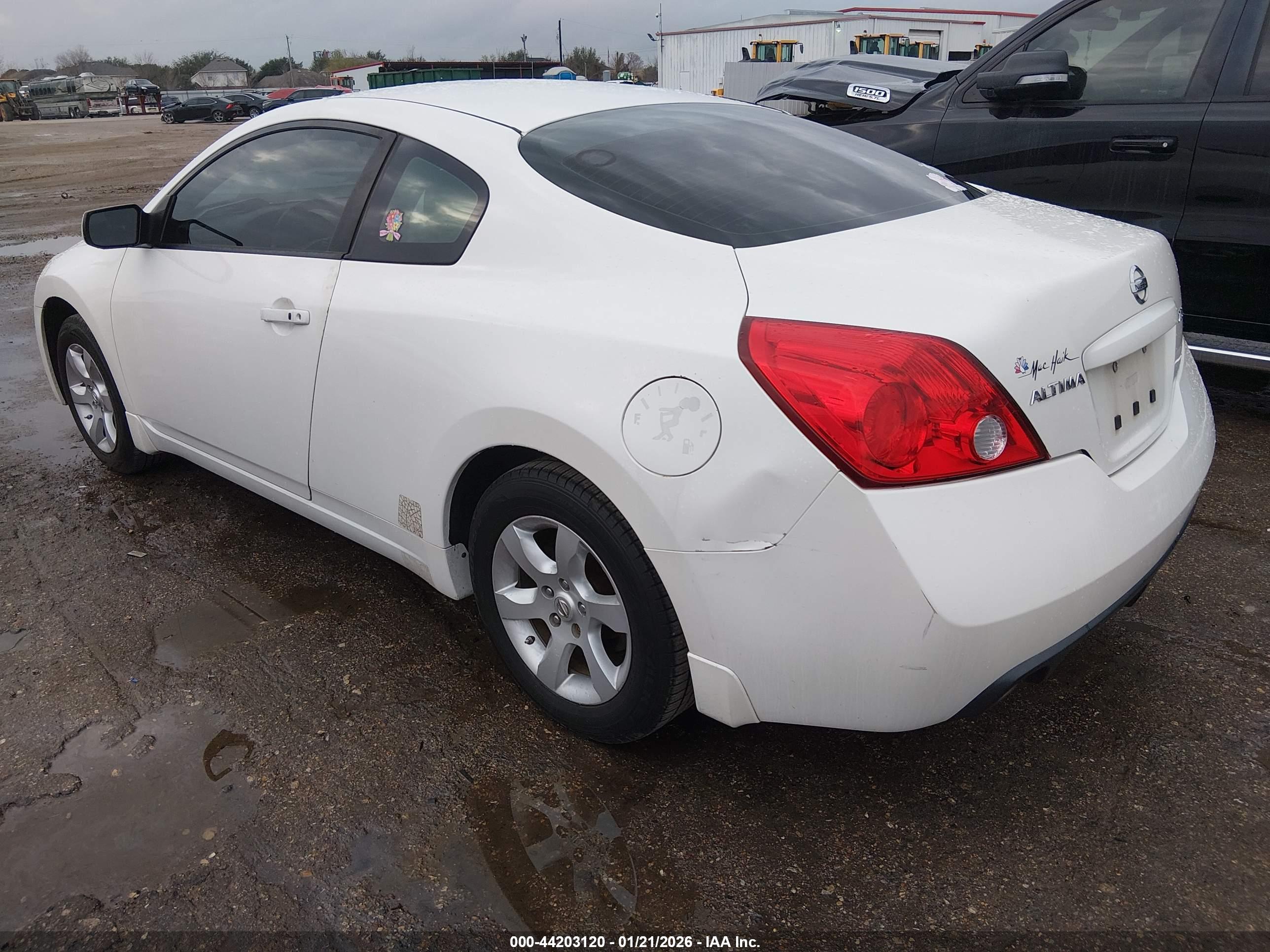 NISSAN ALTIMA image 3