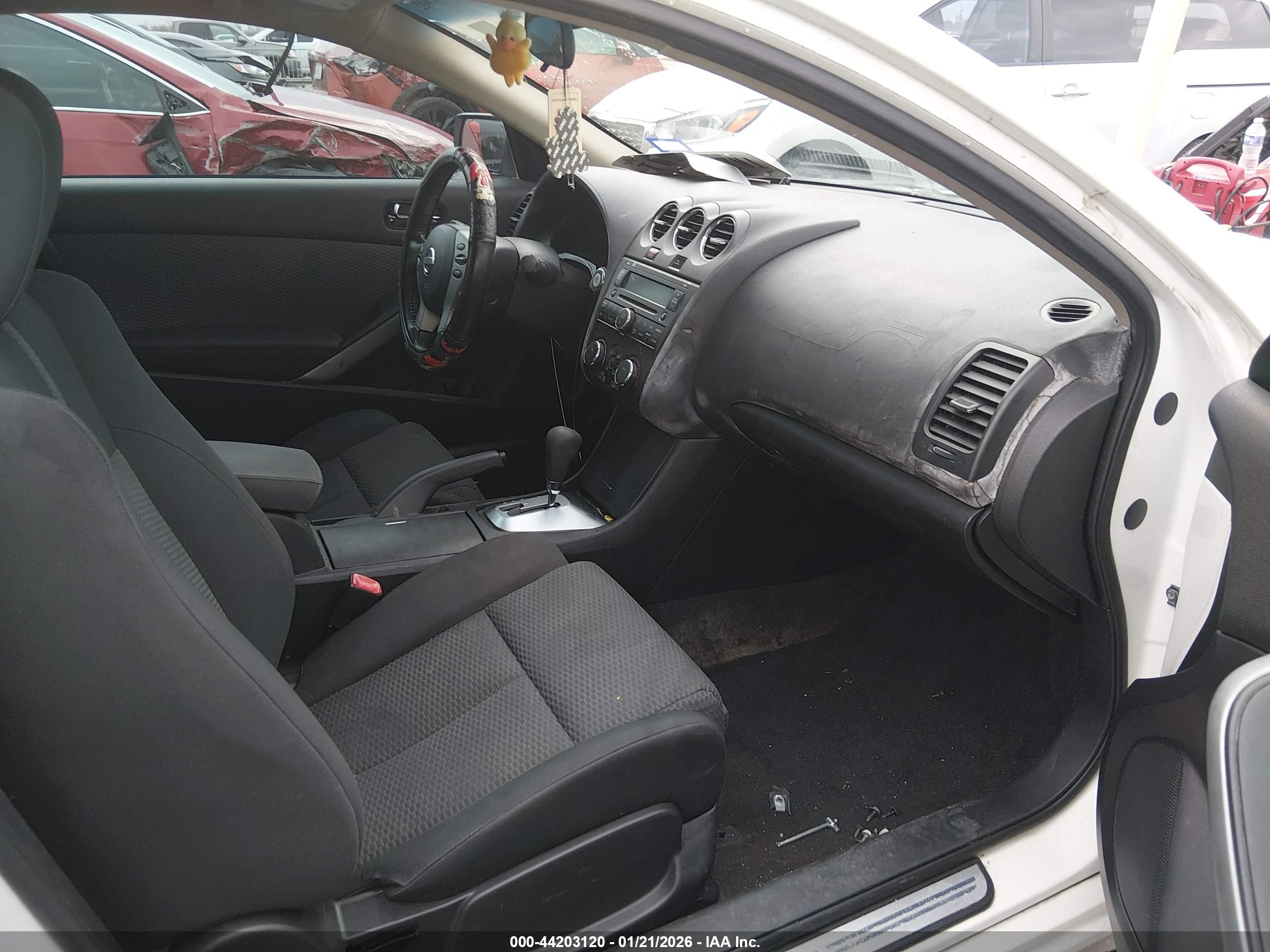 NISSAN ALTIMA image 5