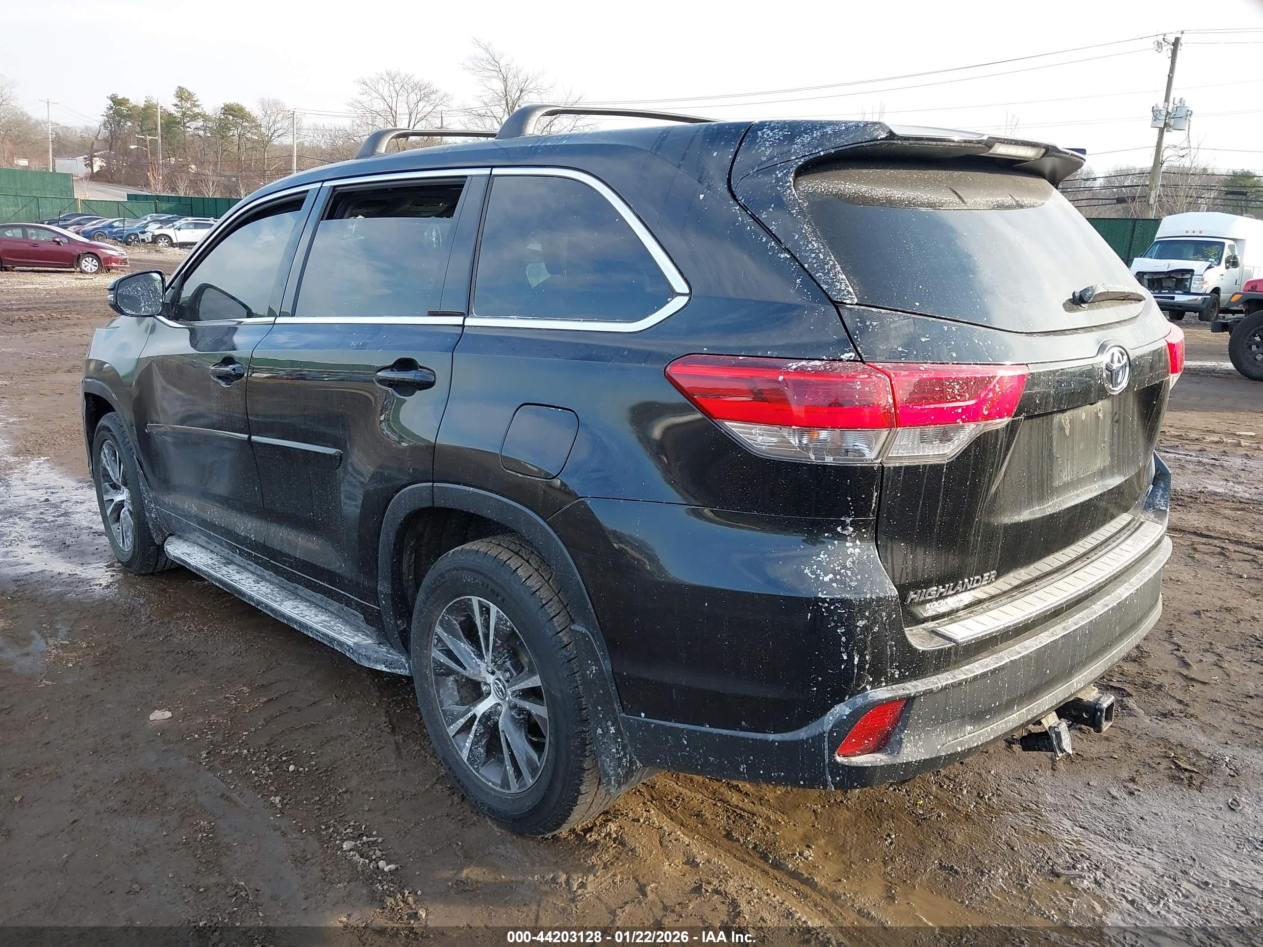 TOYOTA HIGHLANDER image 3