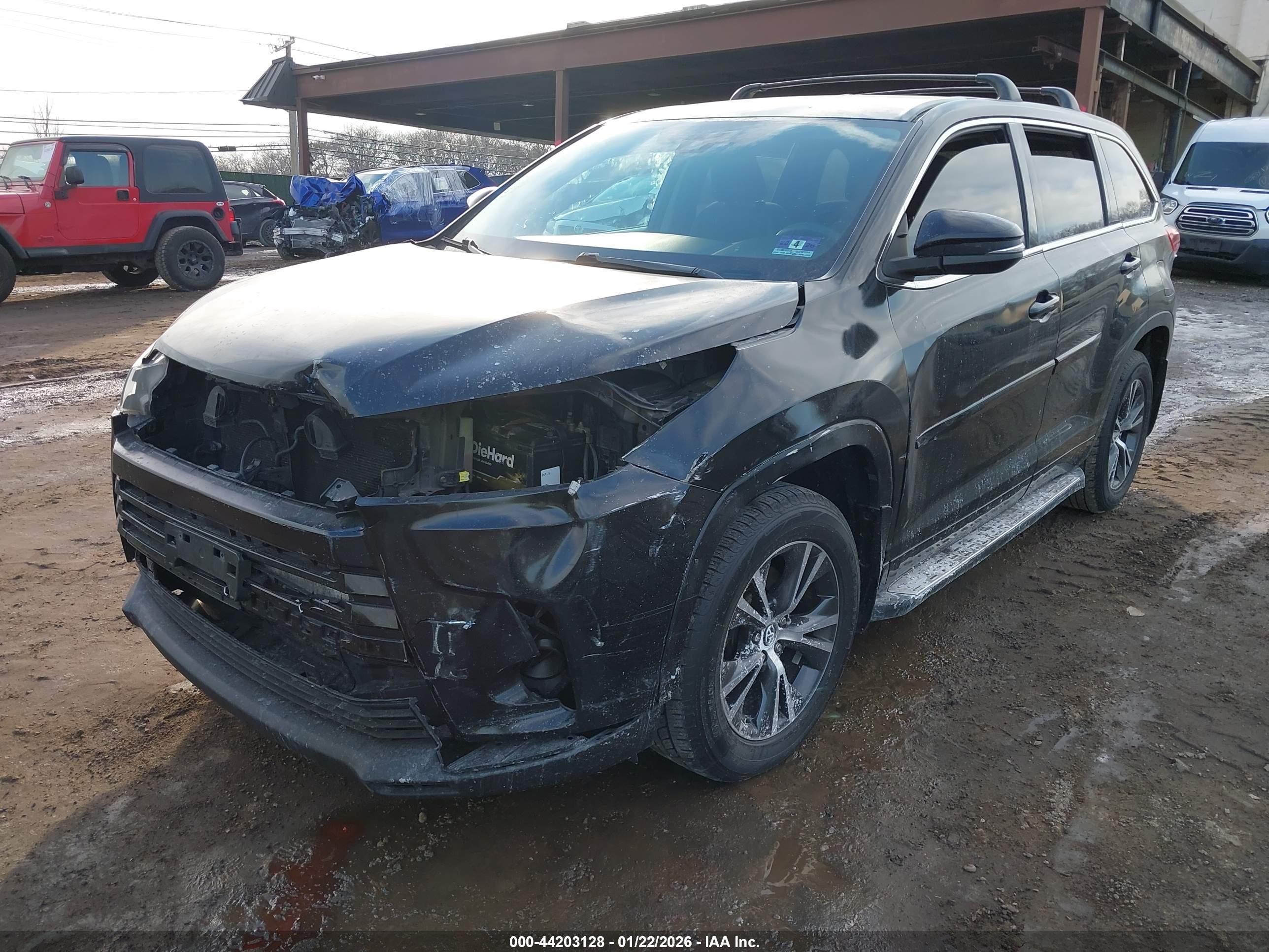 TOYOTA HIGHLANDER image 6