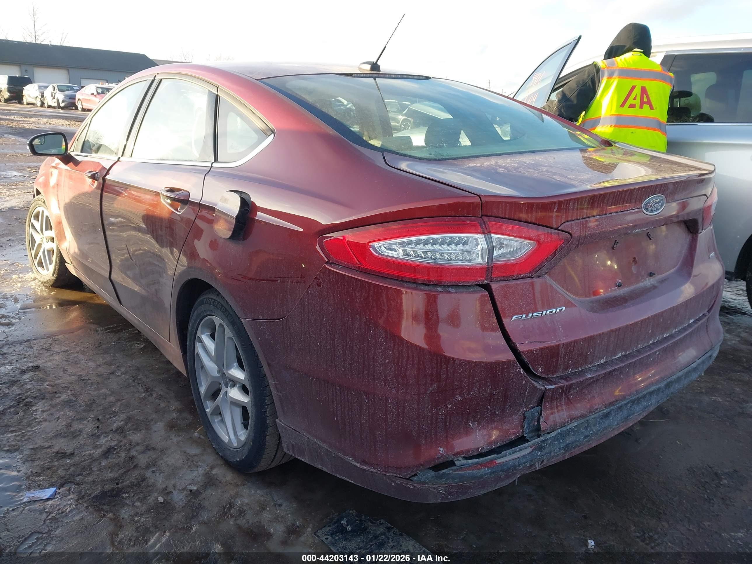FORD FUSION image 3