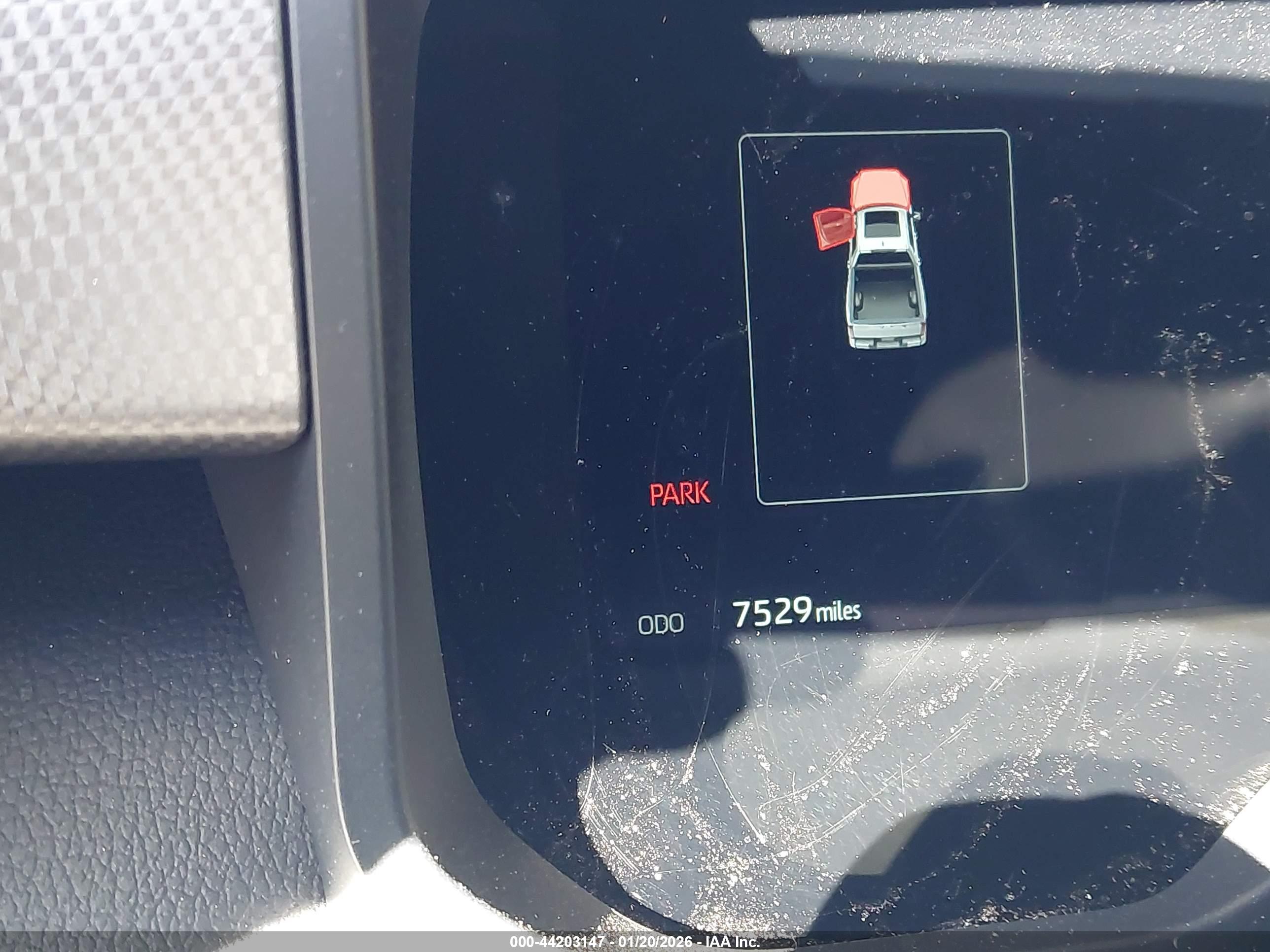 TOYOTA TUNDRA image 7