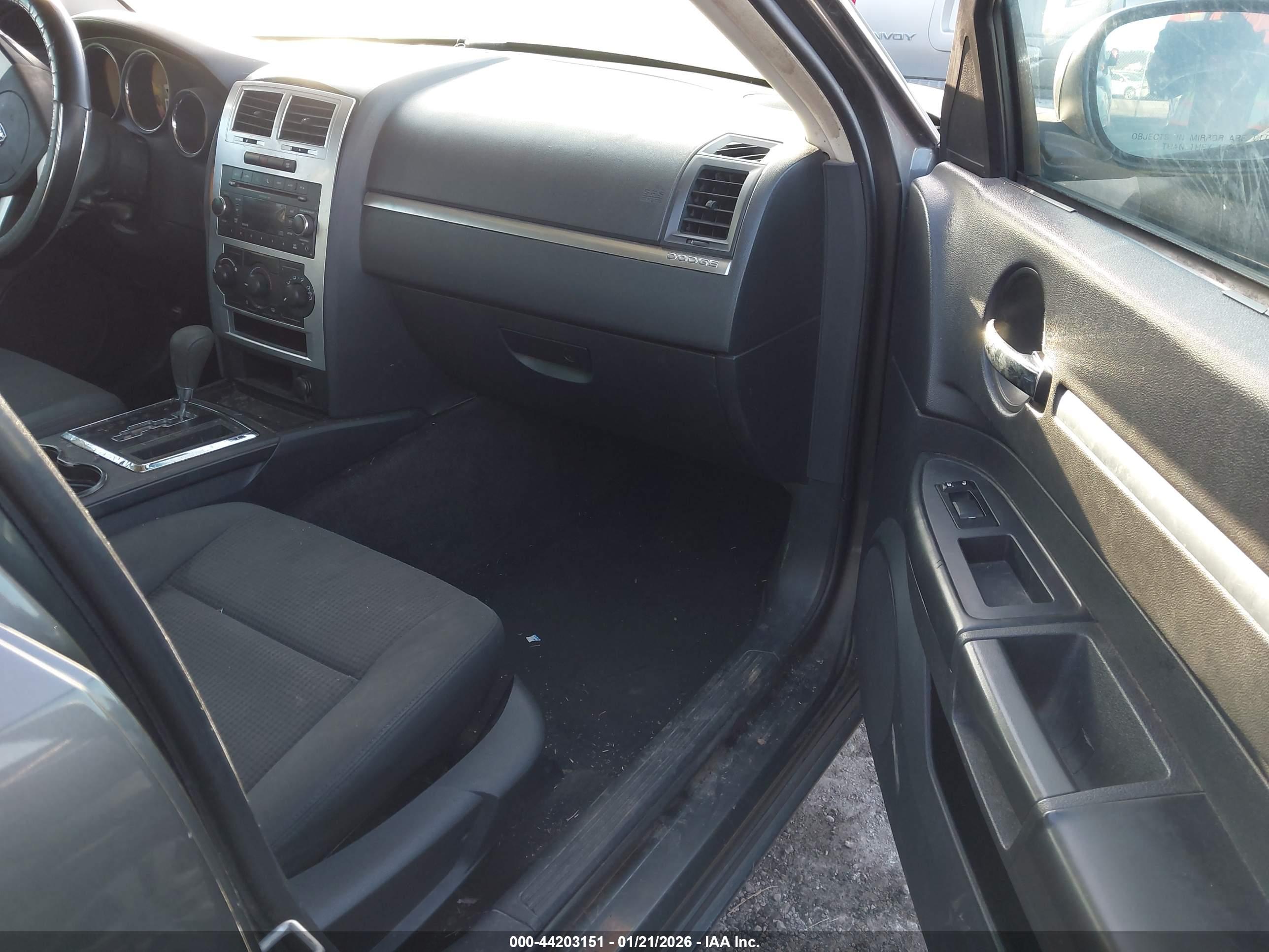 DODGE CHARGER image 5