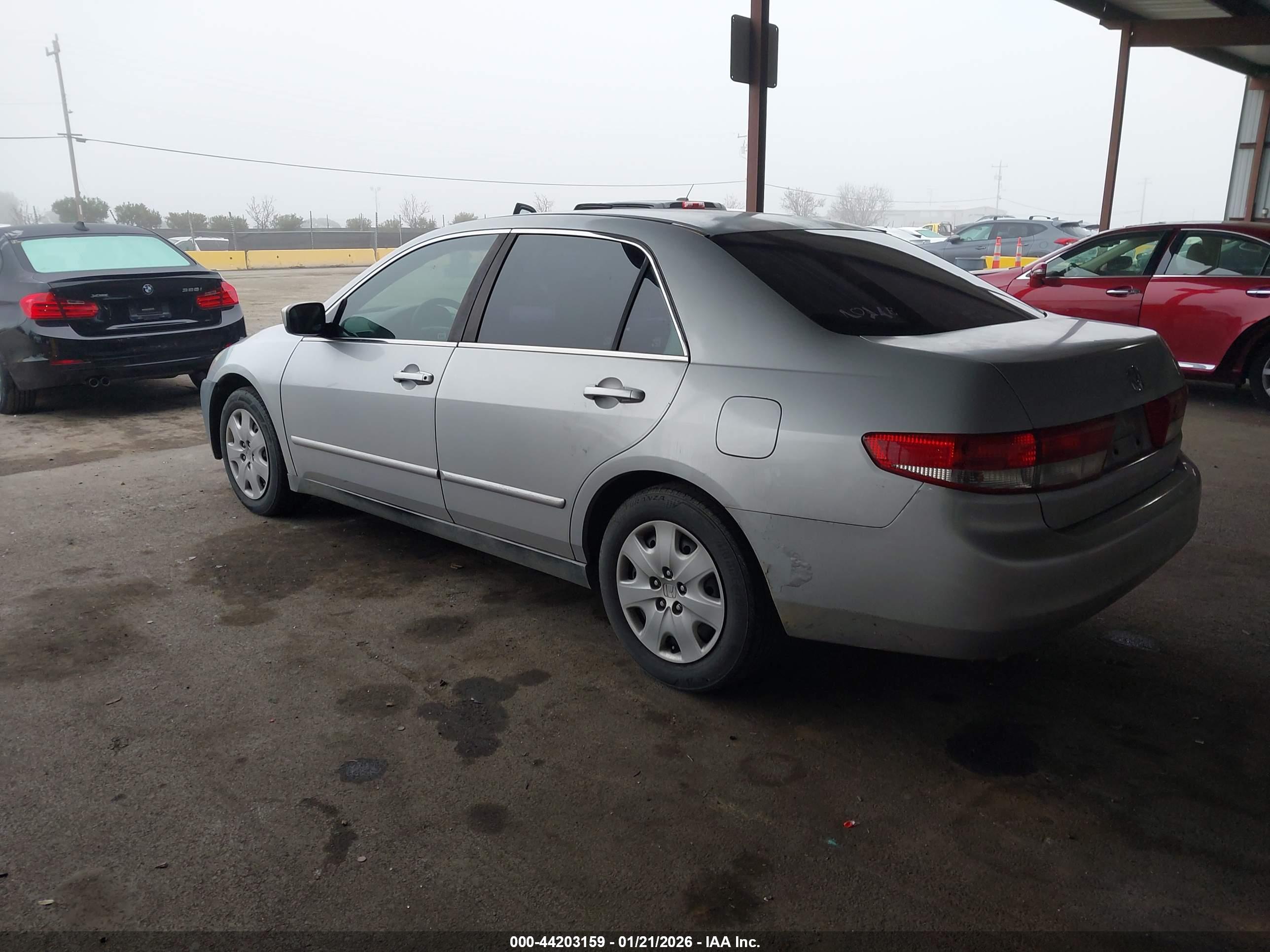 HONDA ACCORD image 3