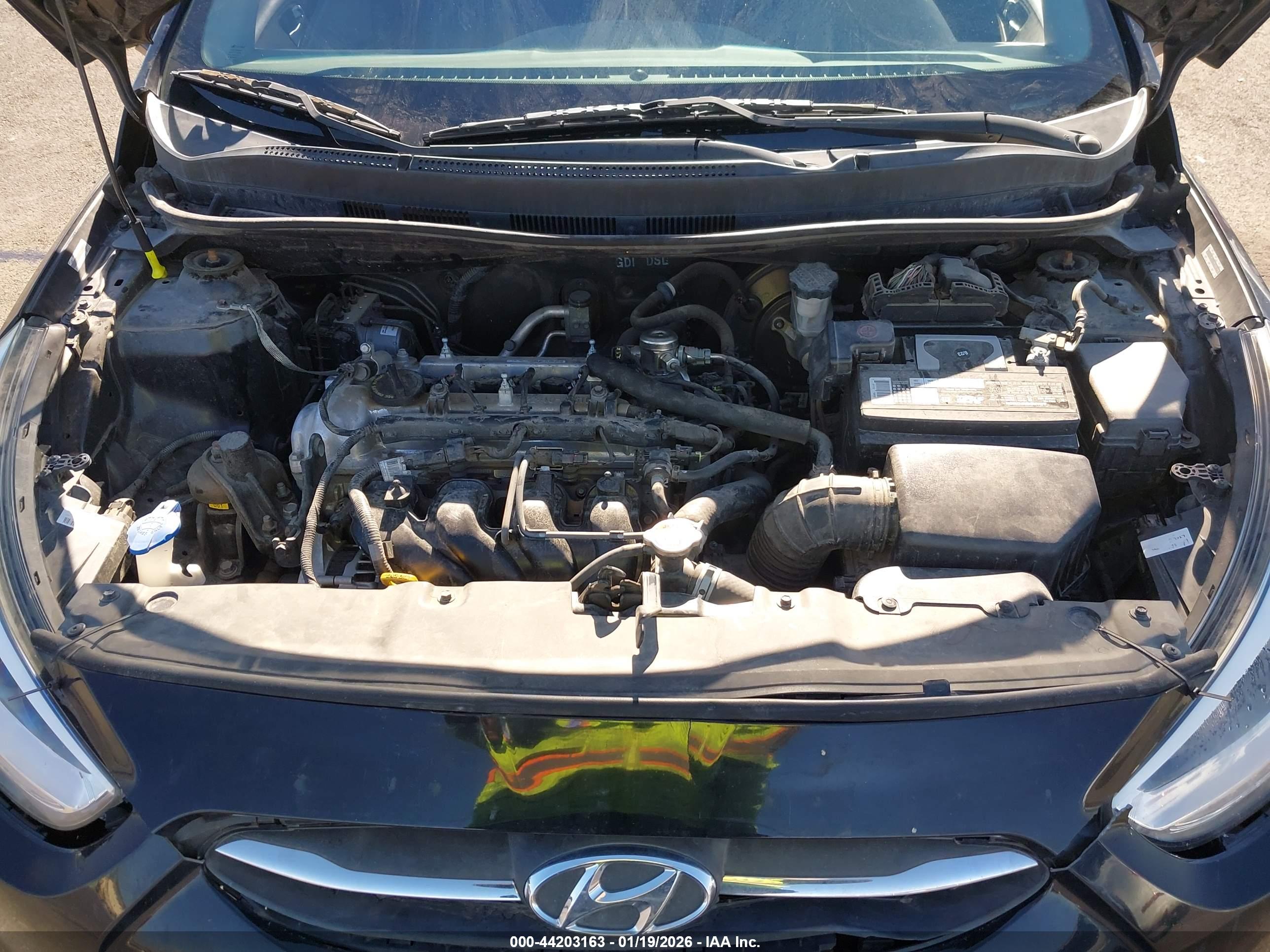 HYUNDAI ACCENT image 10
