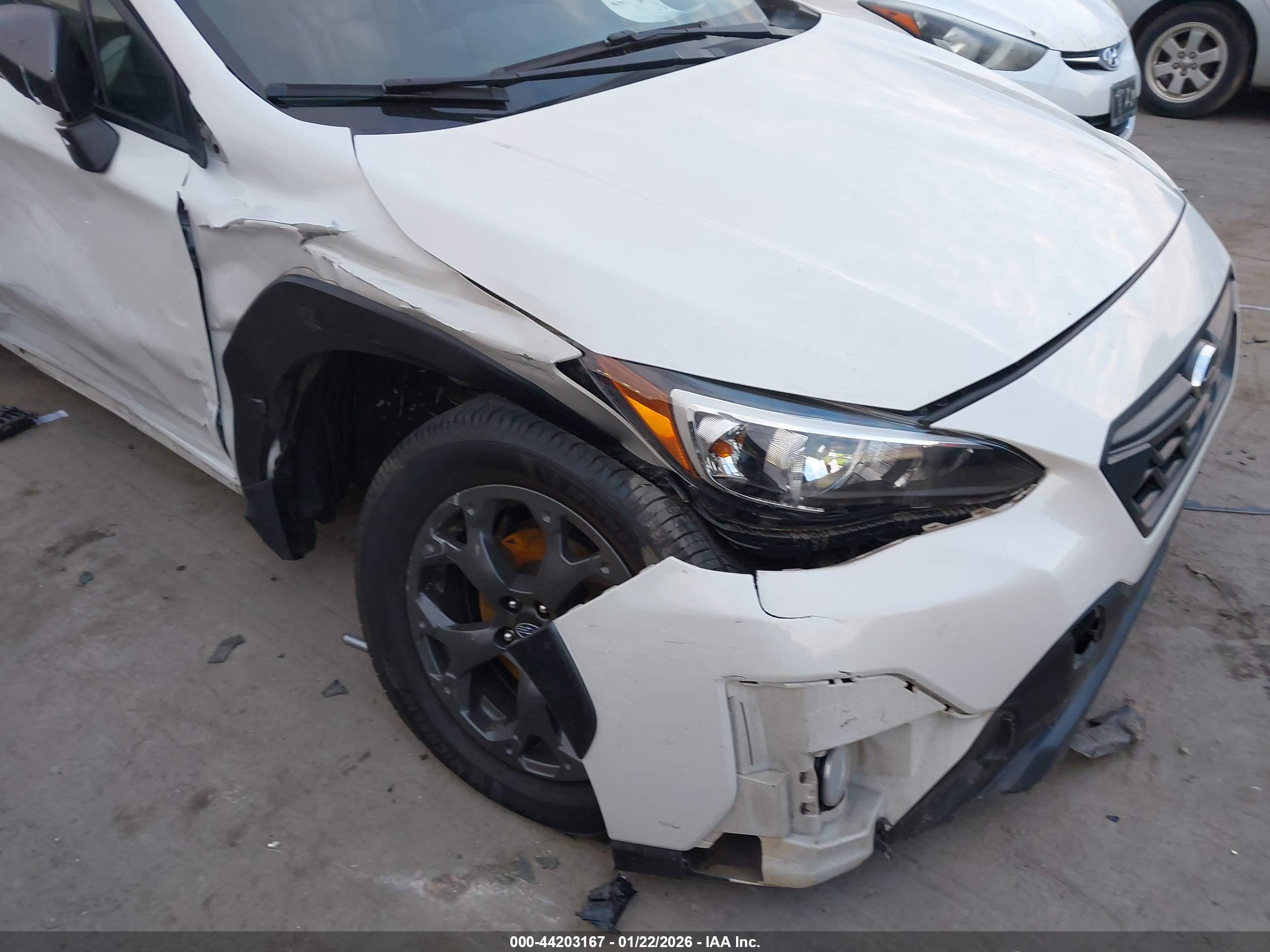 SUBARU CROSSTREK image 6