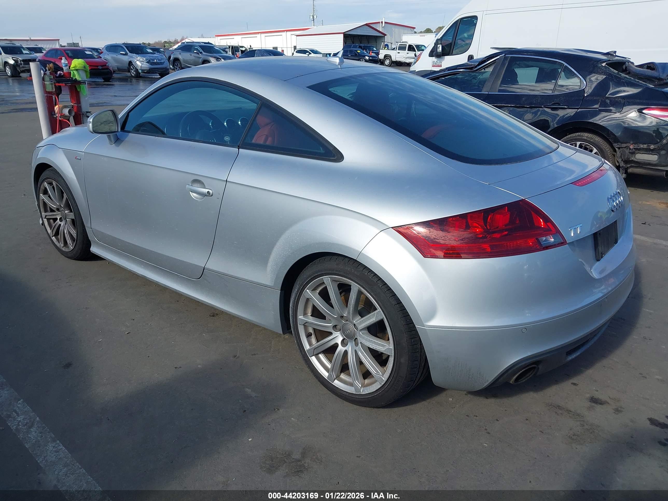 AUDI TT image 3