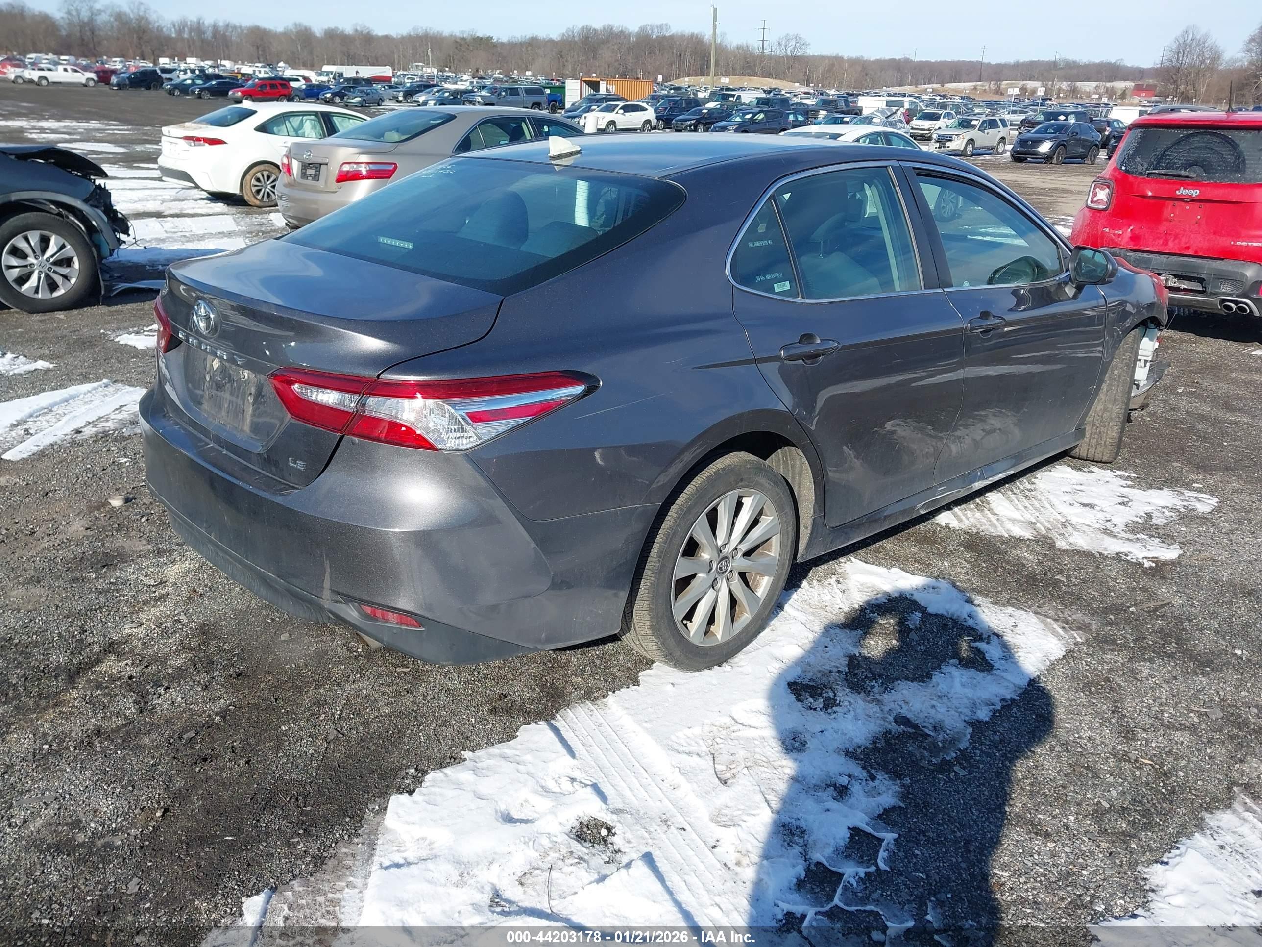 TOYOTA CAMRY image 4