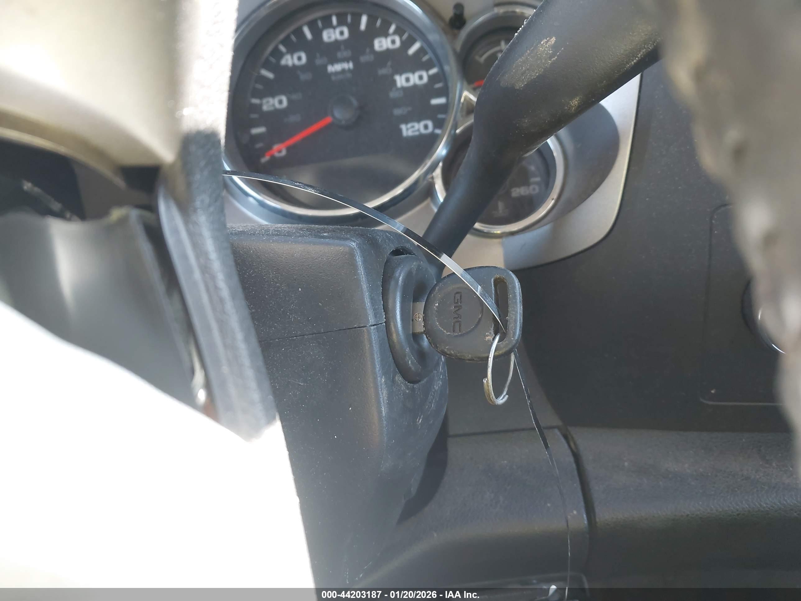 GMC SIERRA image 11
