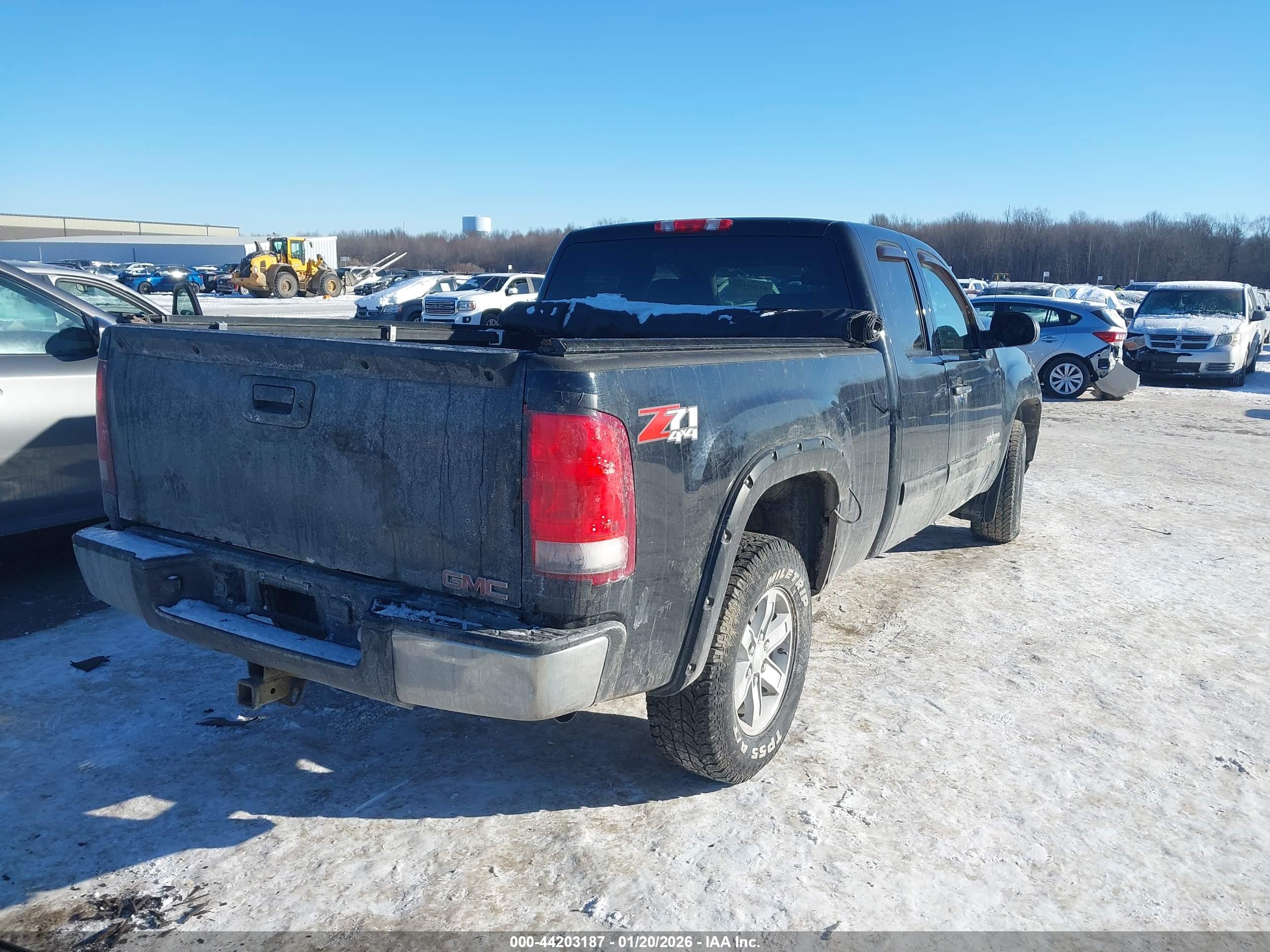 GMC SIERRA image 4
