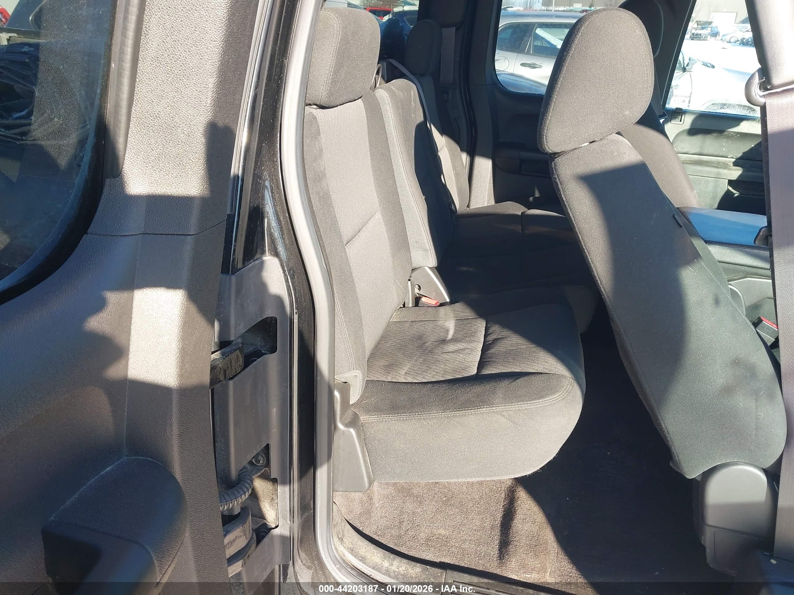 GMC SIERRA image 8