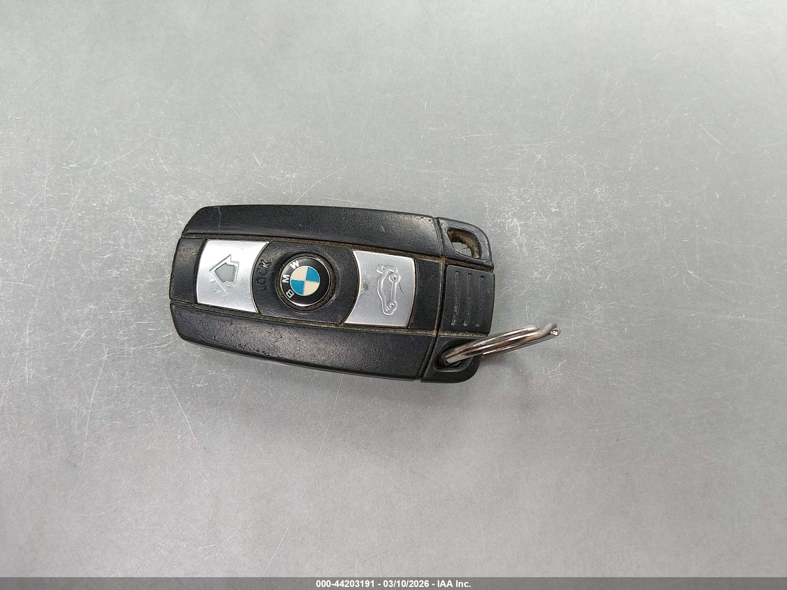 BMW 328I image 11
