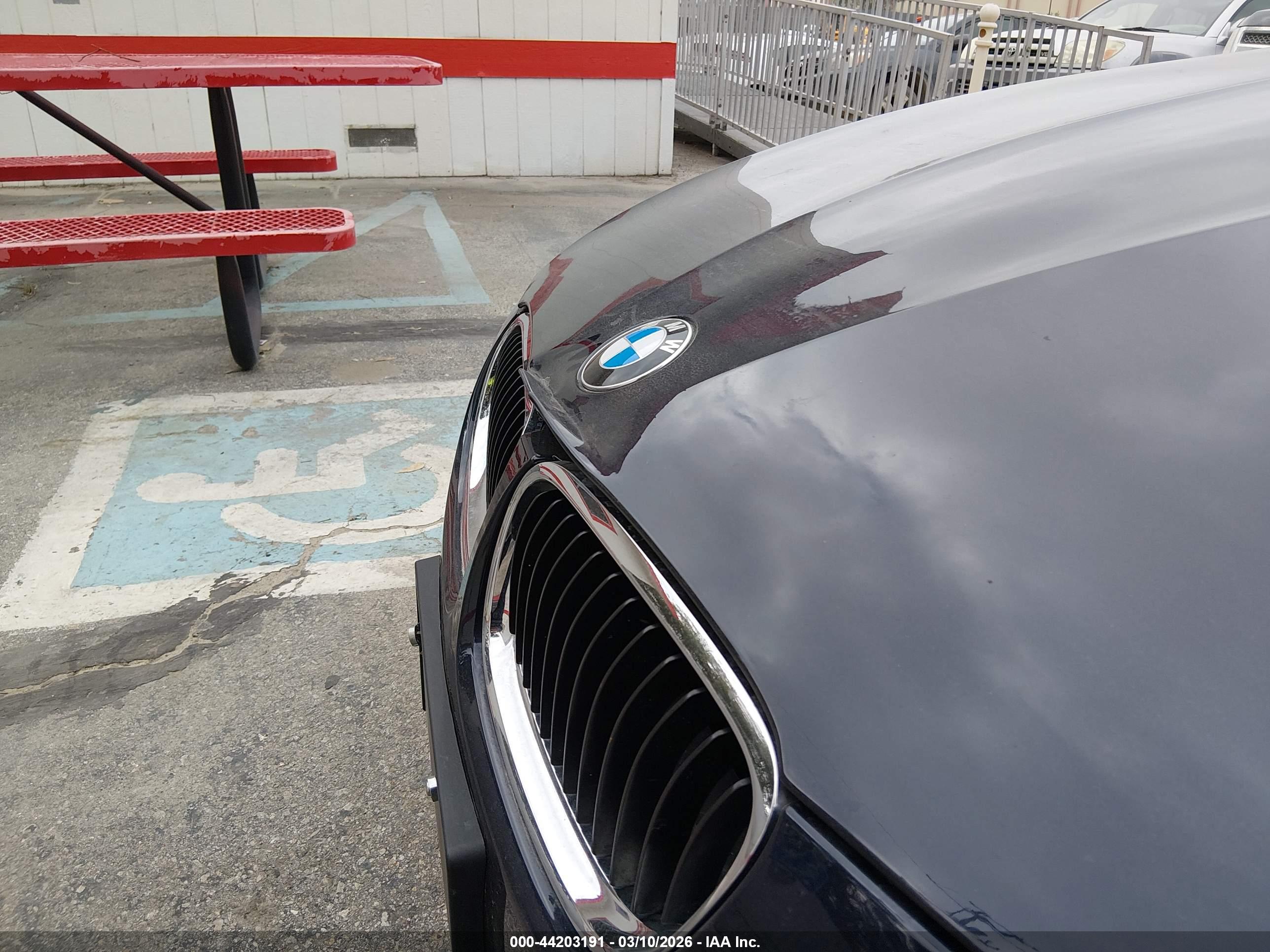 BMW 328I image 6