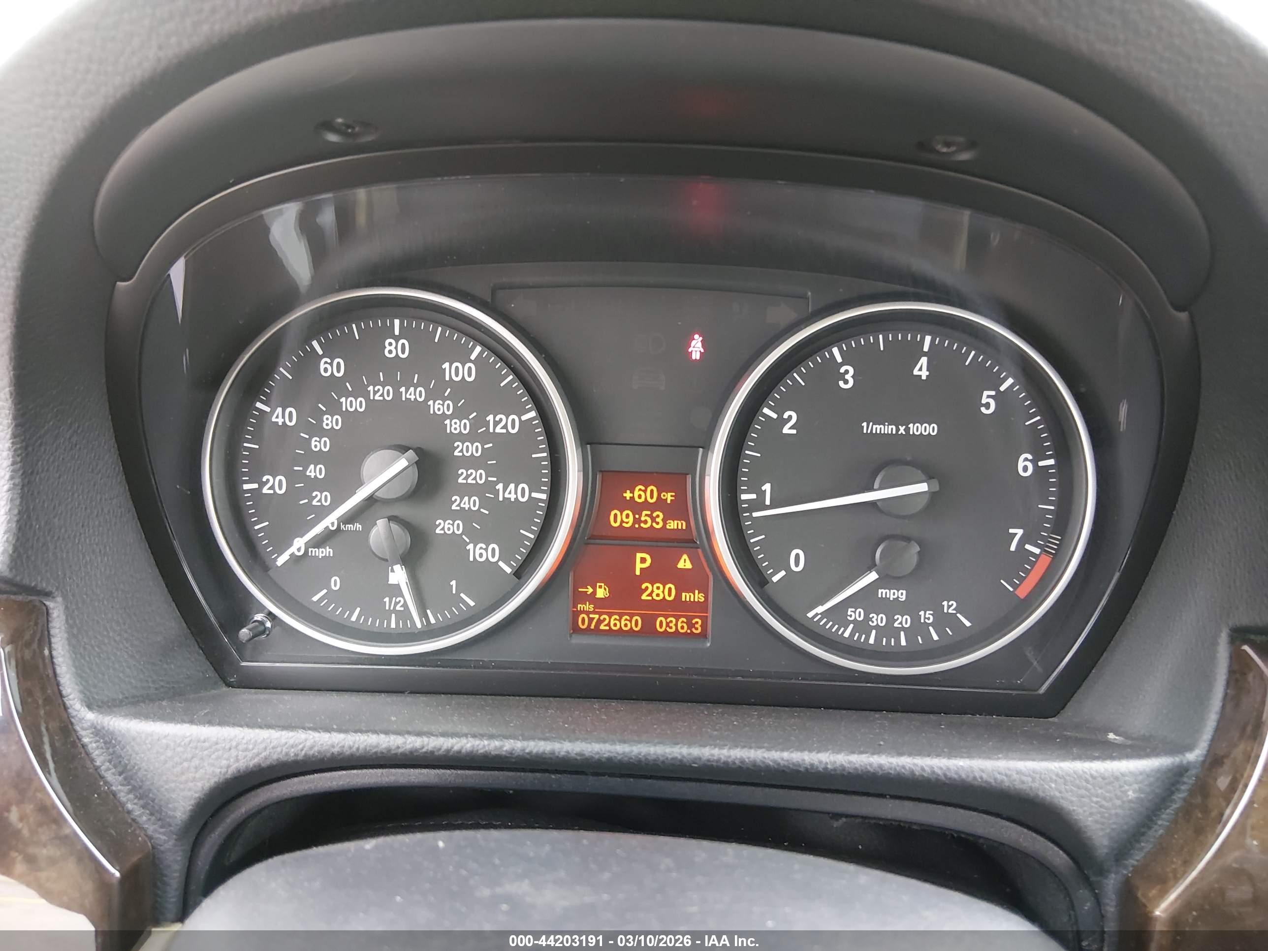 BMW 328I image 7