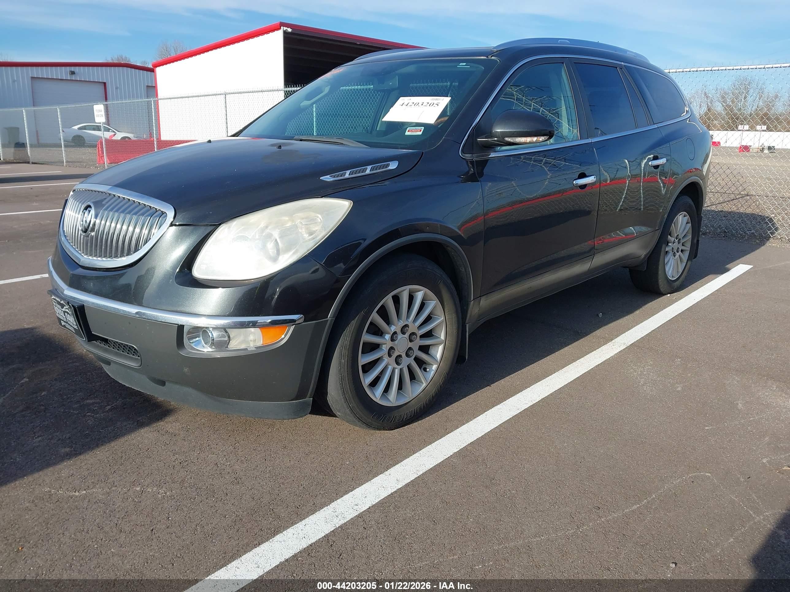 BUICK ENCLAVE image 2