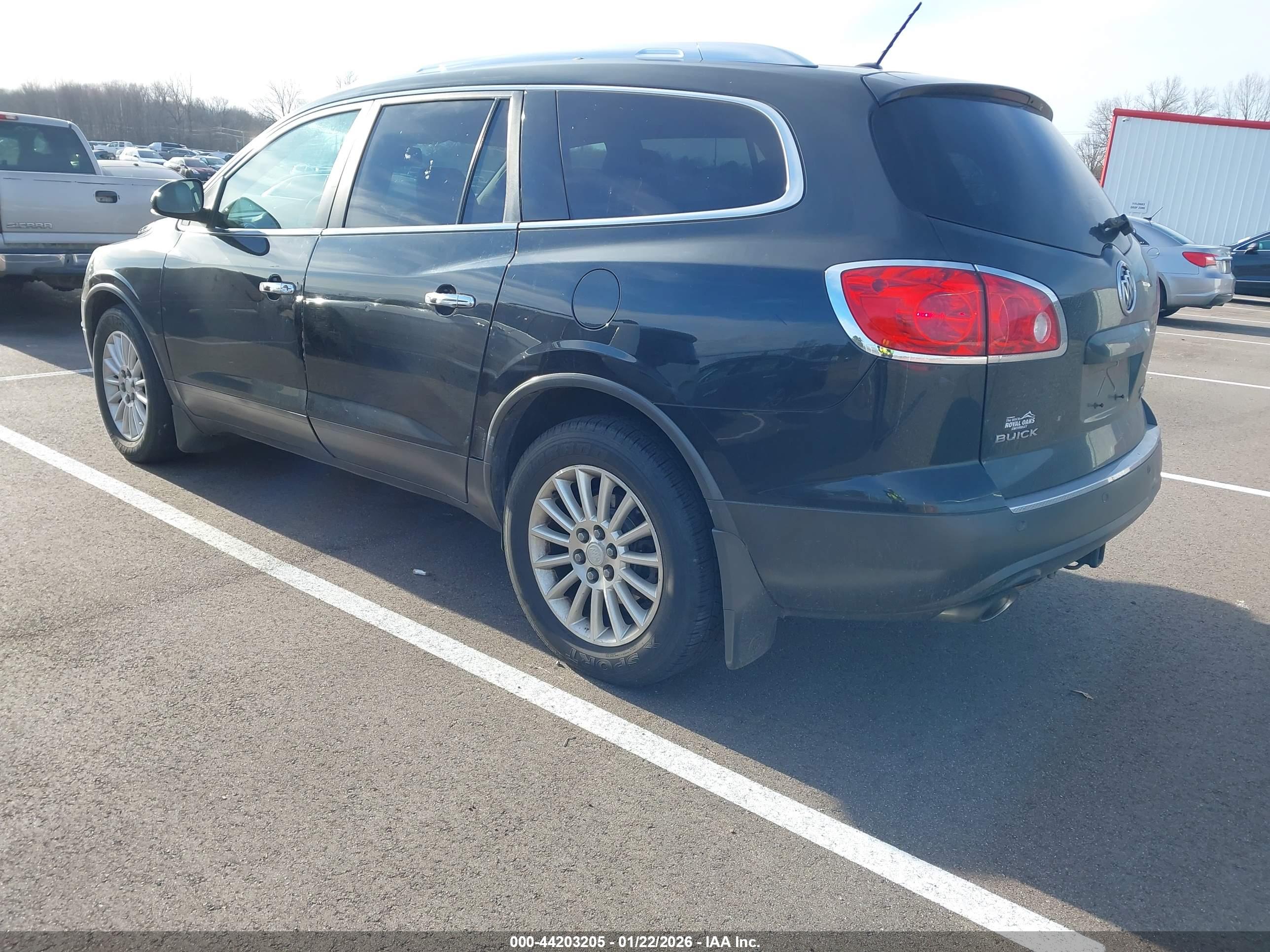 BUICK ENCLAVE image 3