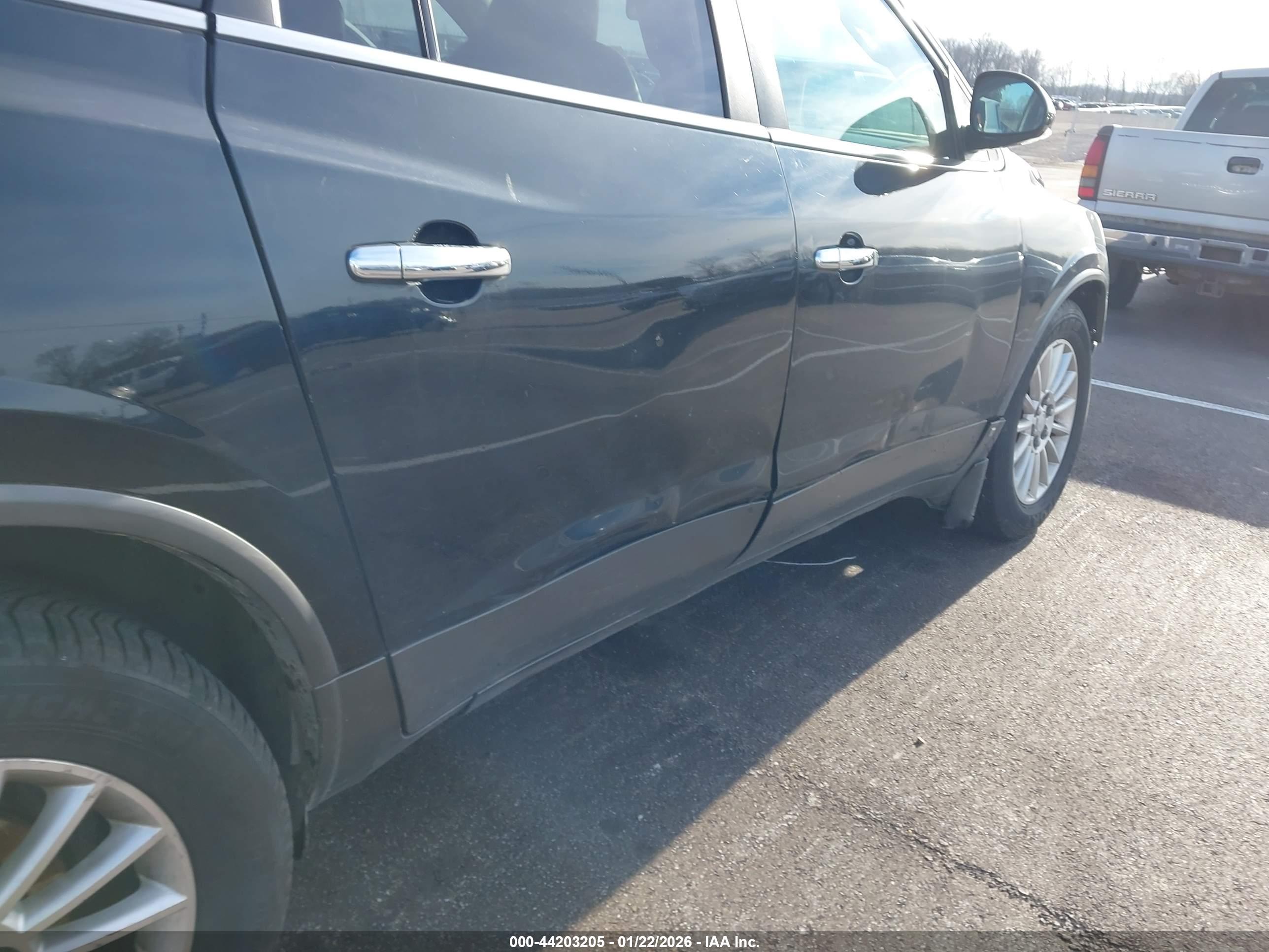 BUICK ENCLAVE image 6