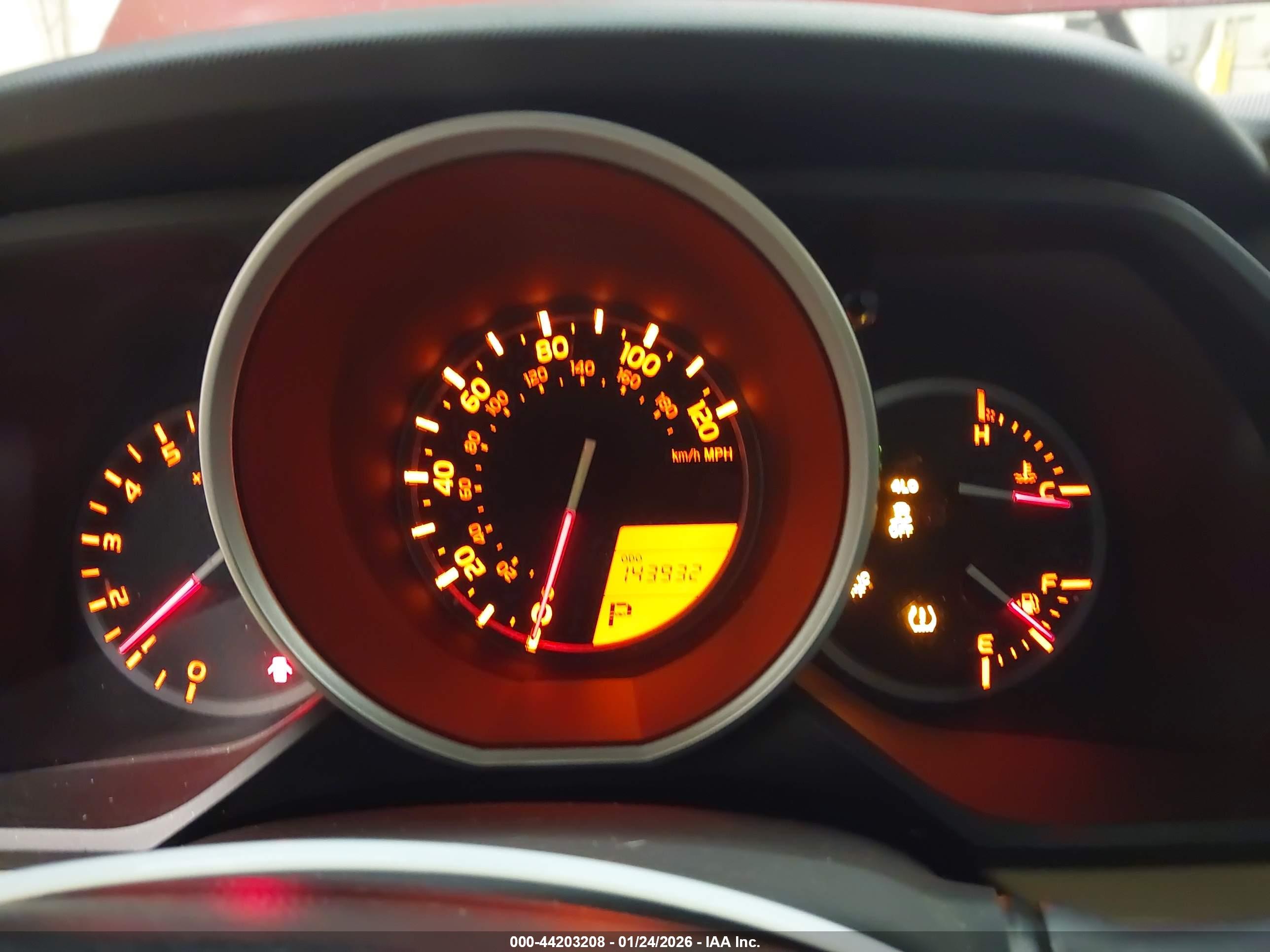 TOYOTA 4RUNNER image 7