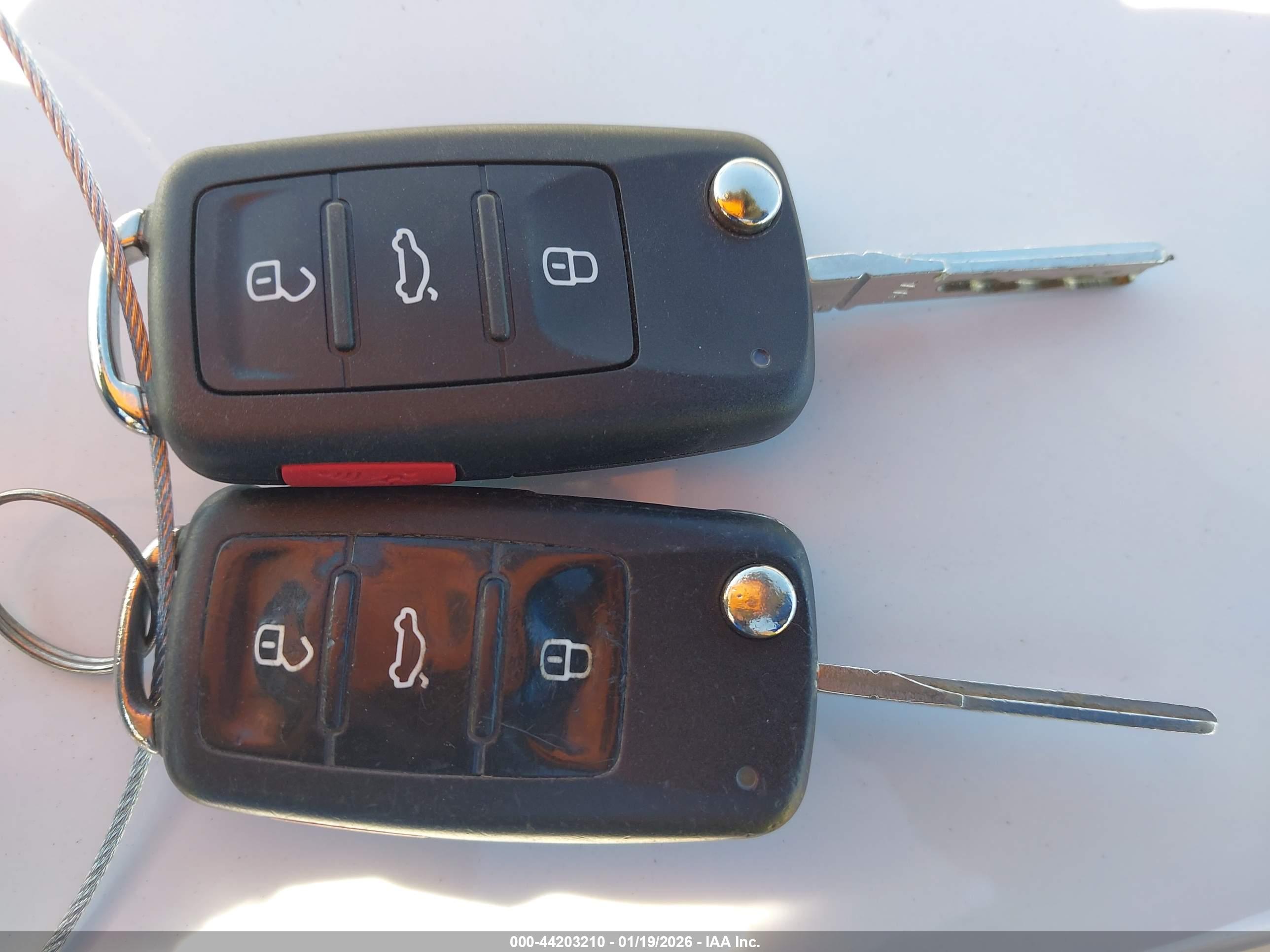VOLKSWAGEN EOS image 11