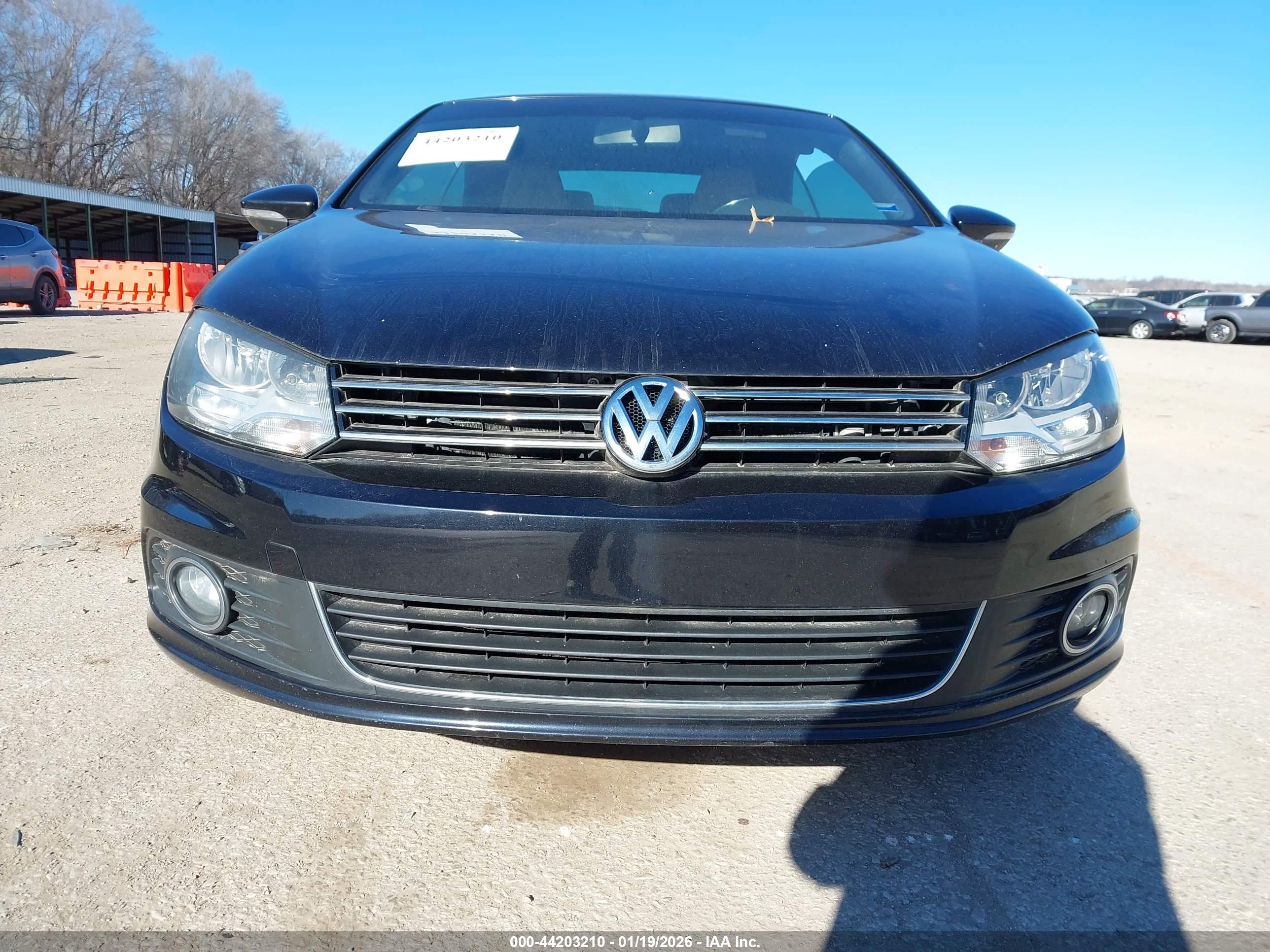 VOLKSWAGEN EOS image 6