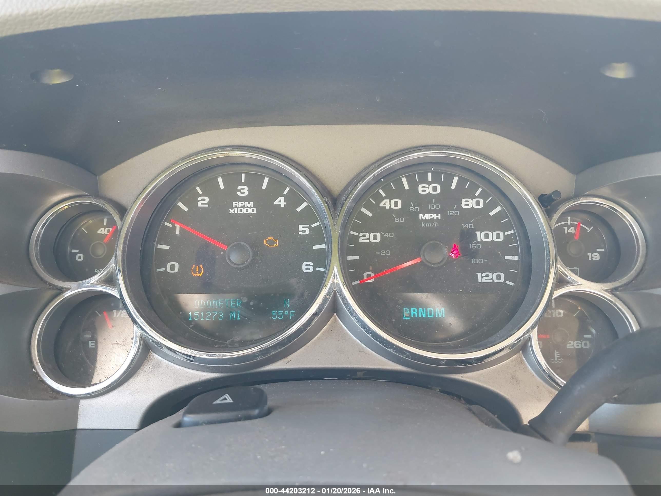 CHEVROLET SILVERADO image 7