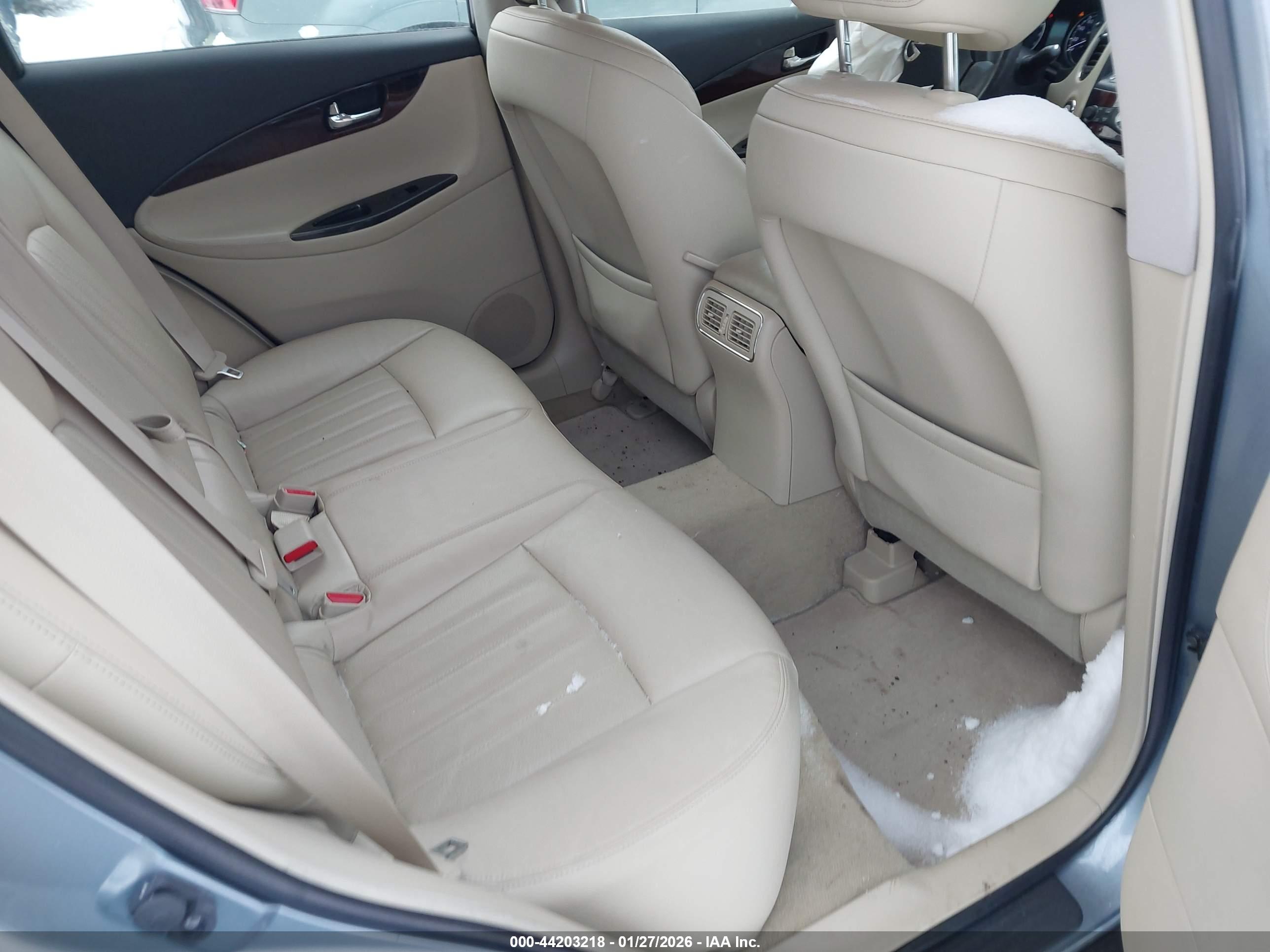 INFINITI QX50 image 8