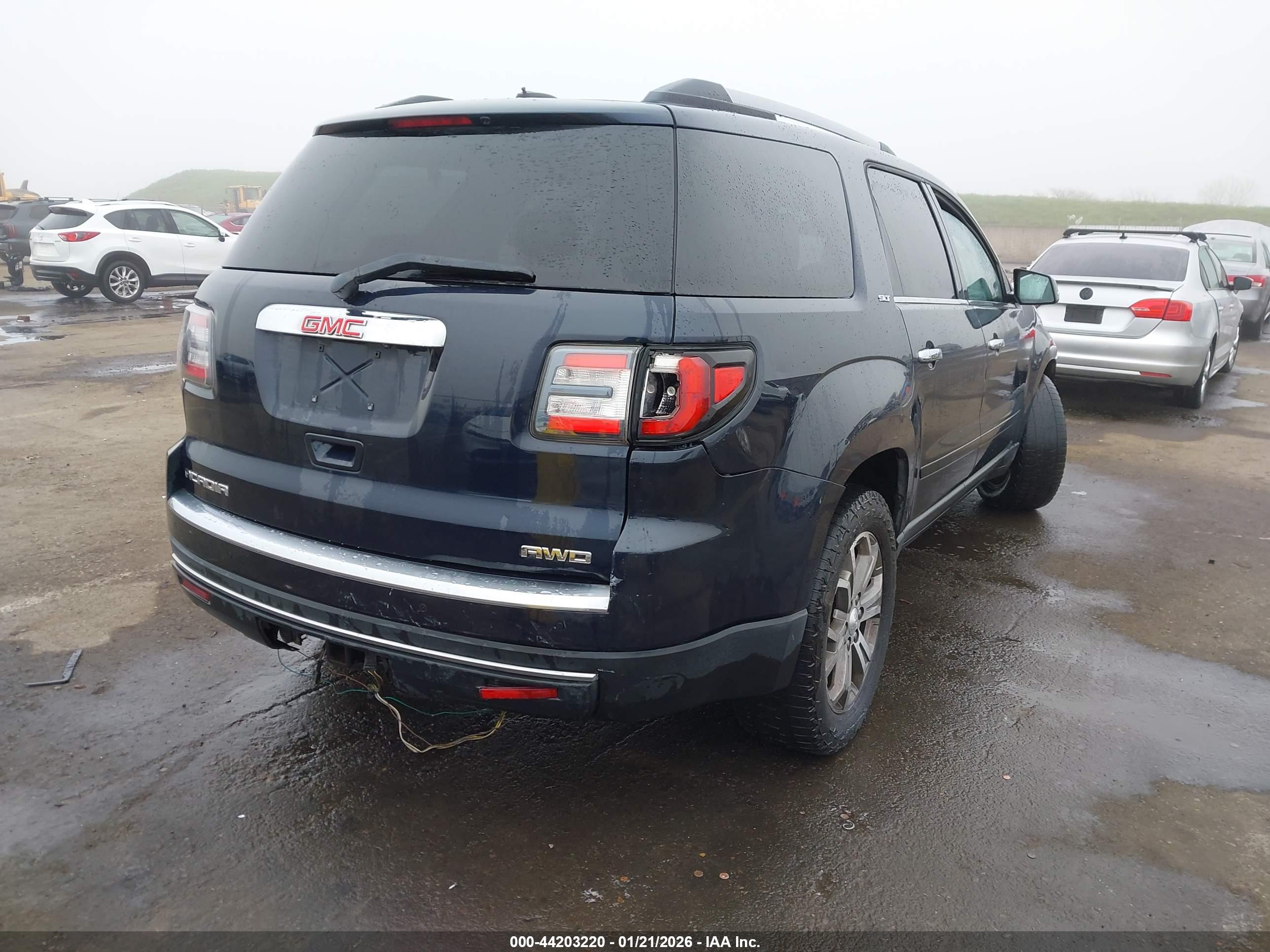 GMC ACADIA image 4