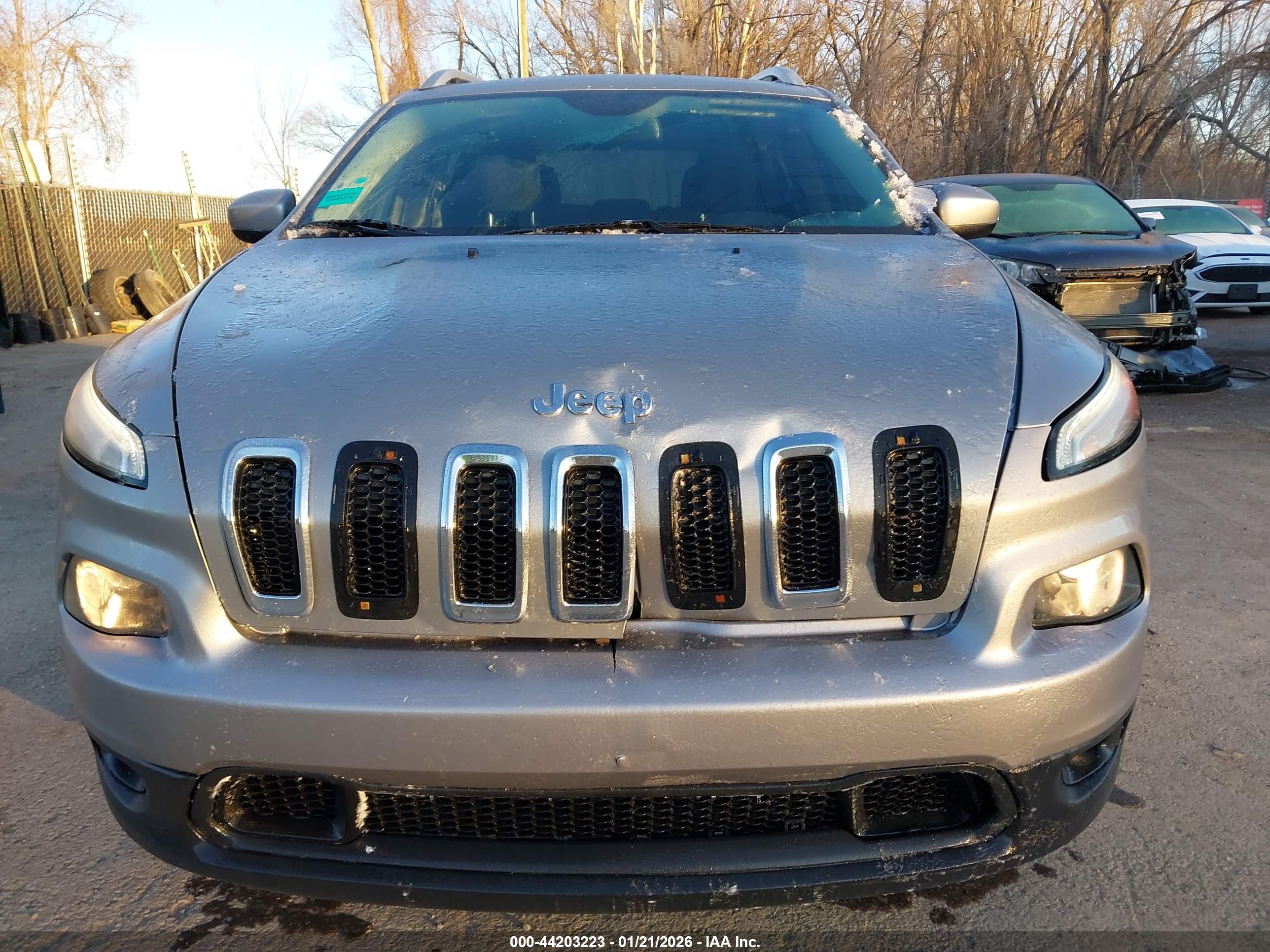 JEEP CHEROKEE image 6