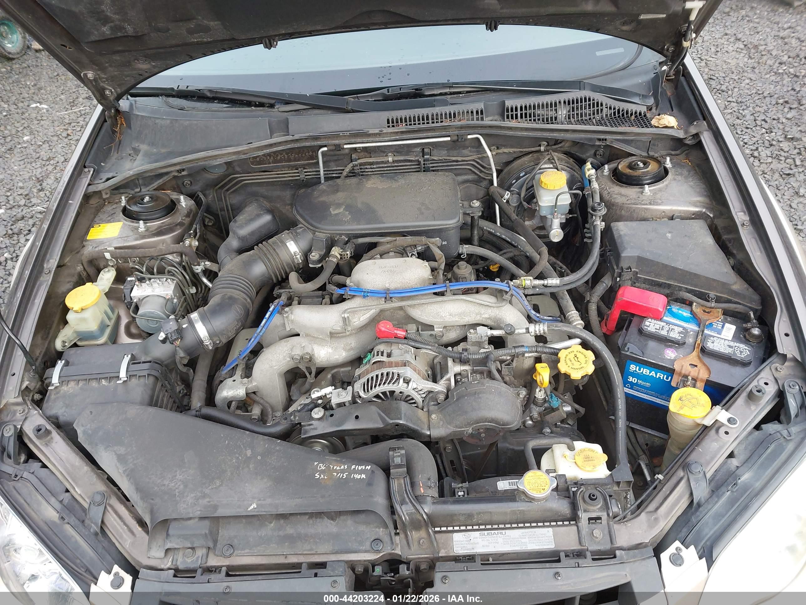 SUBARU OUTBACK image 10