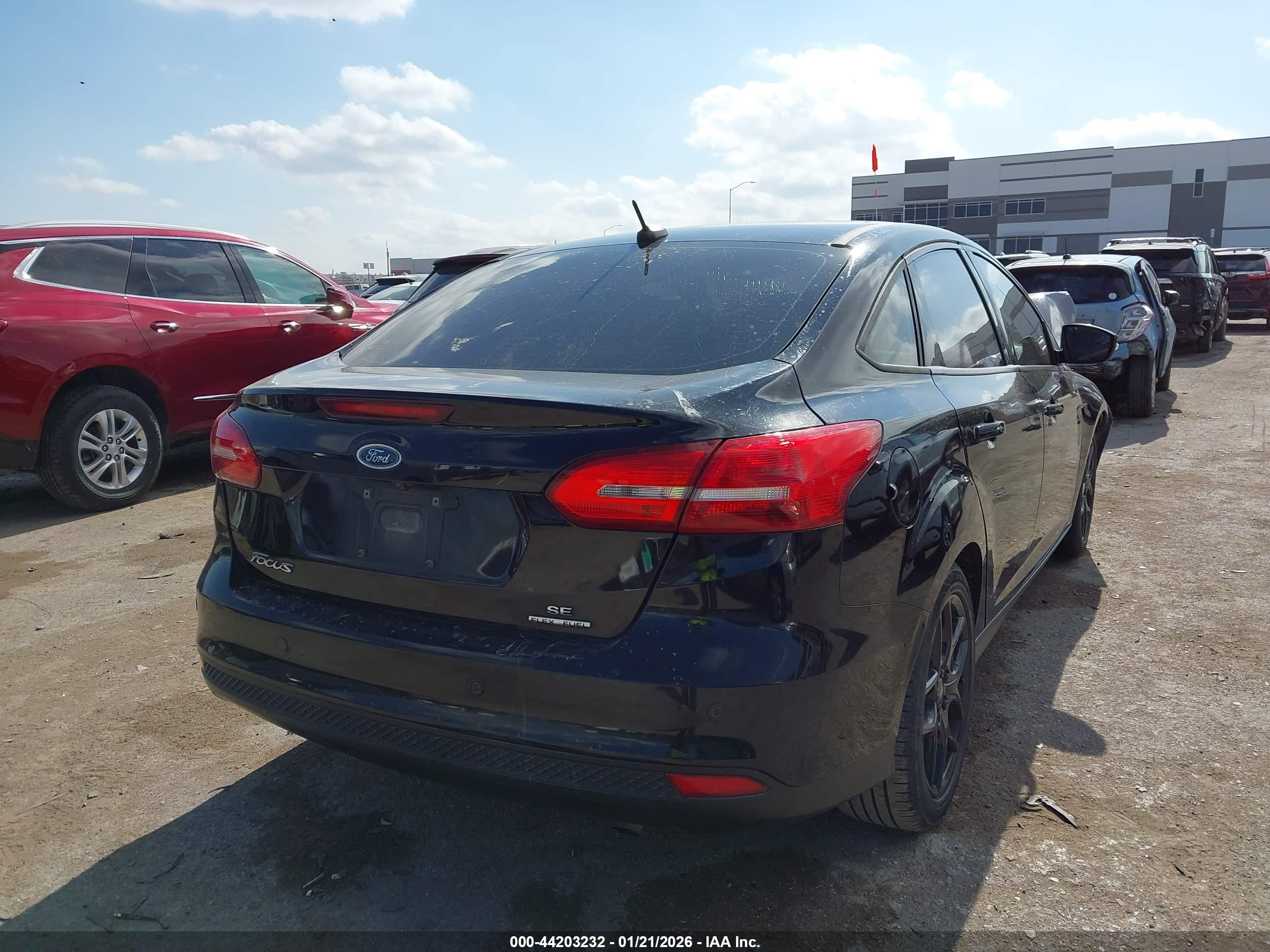 FORD FOCUS image 4