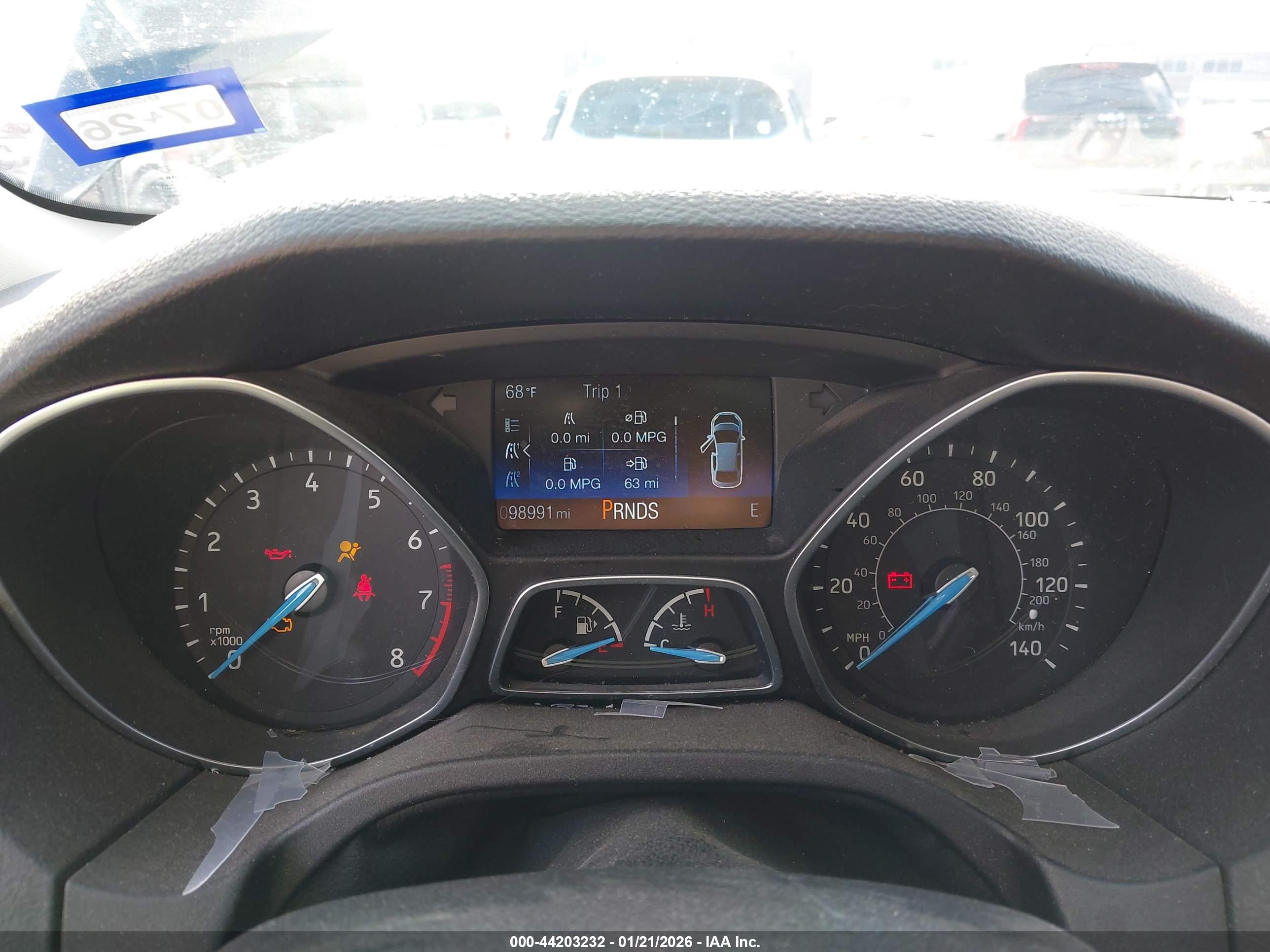FORD FOCUS image 7
