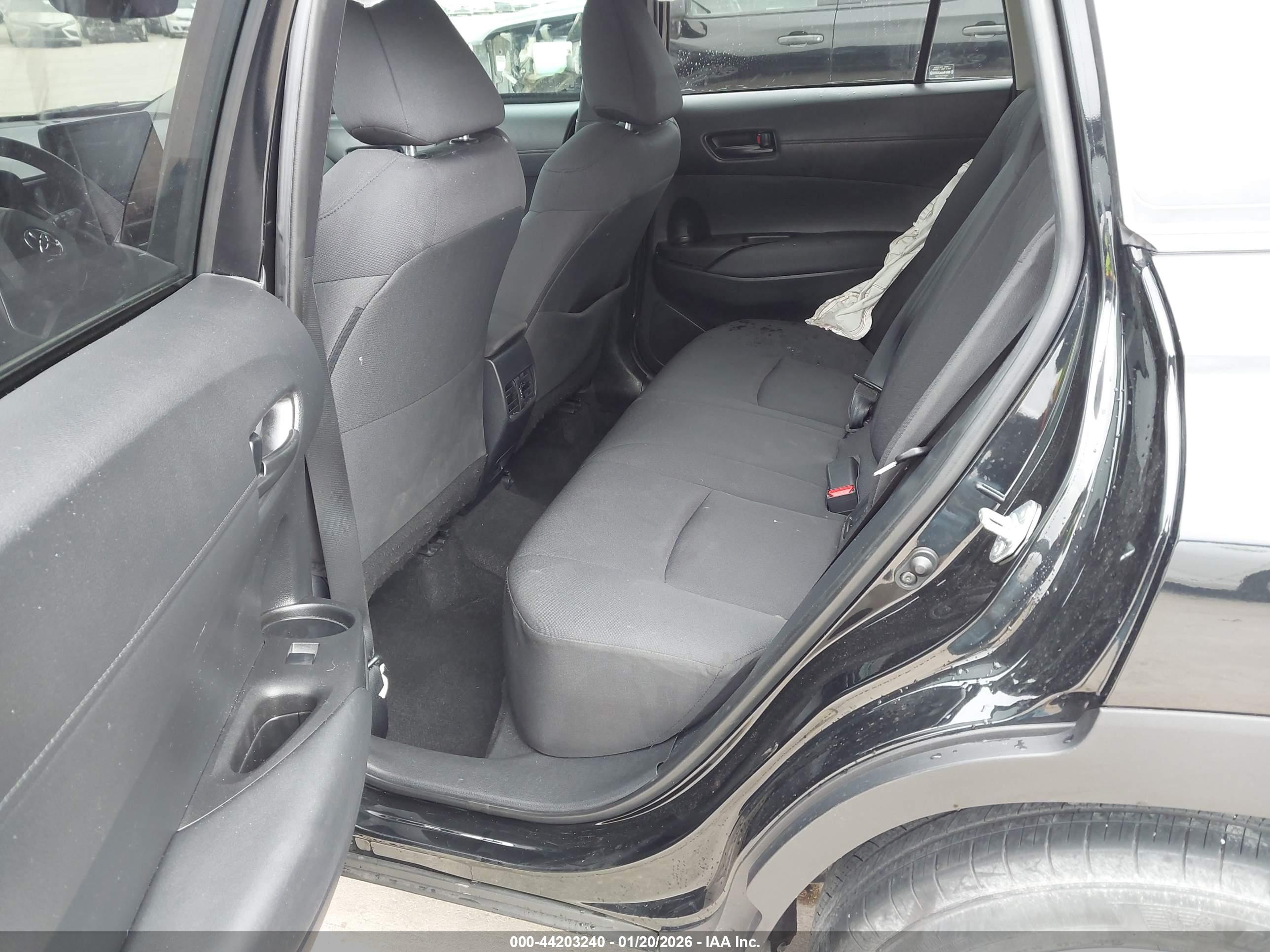 TOYOTA COROLLA image 8