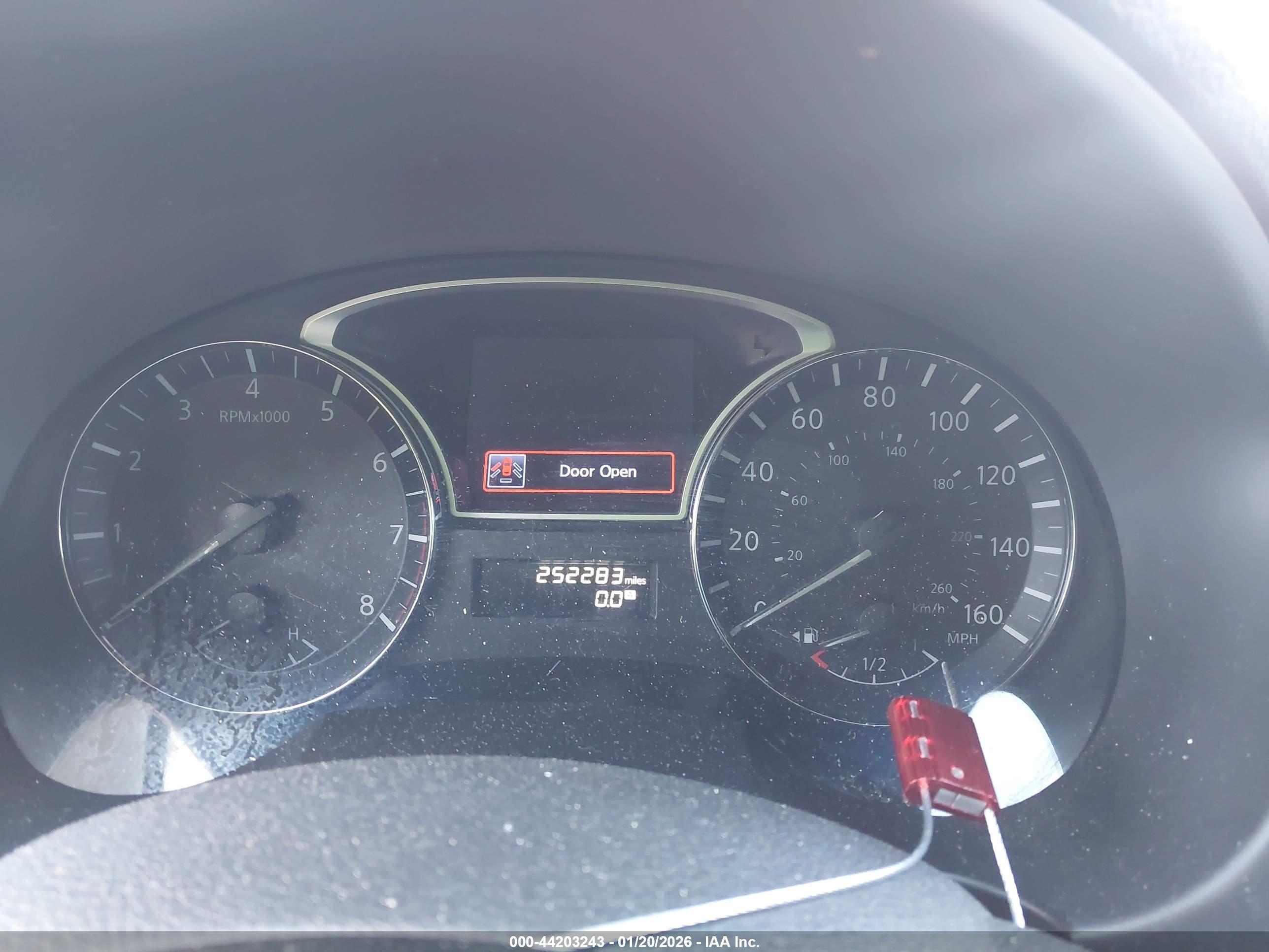 NISSAN ALTIMA image 7