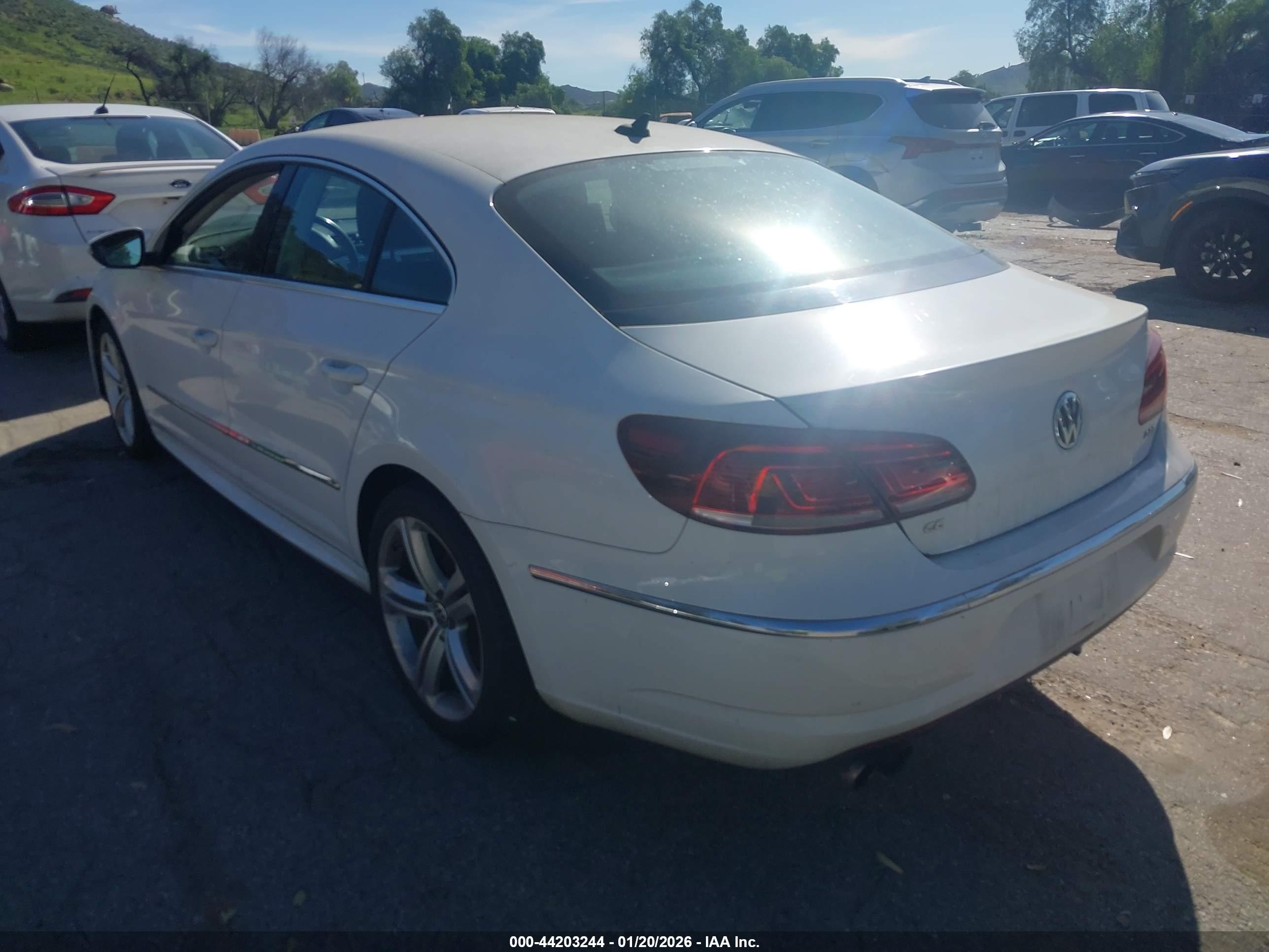 VOLKSWAGEN CC image 3