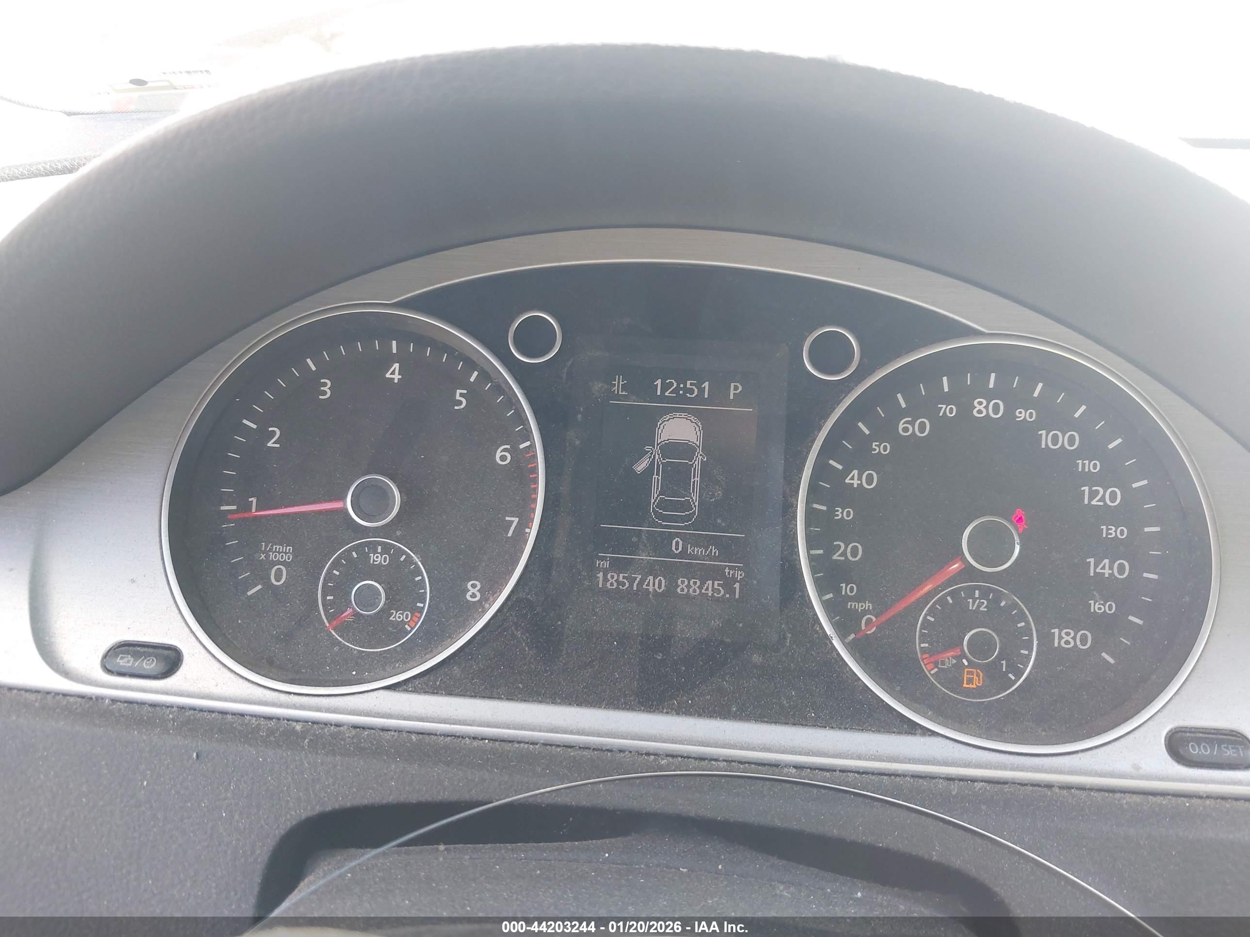VOLKSWAGEN CC image 7